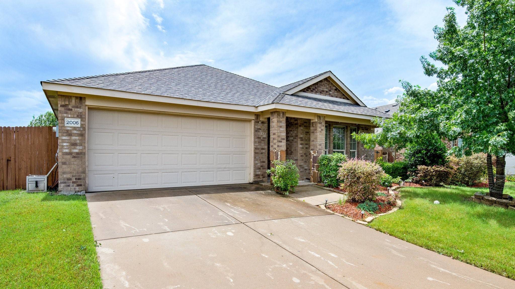 Heartland, TX 75126,2006 Samantha LN