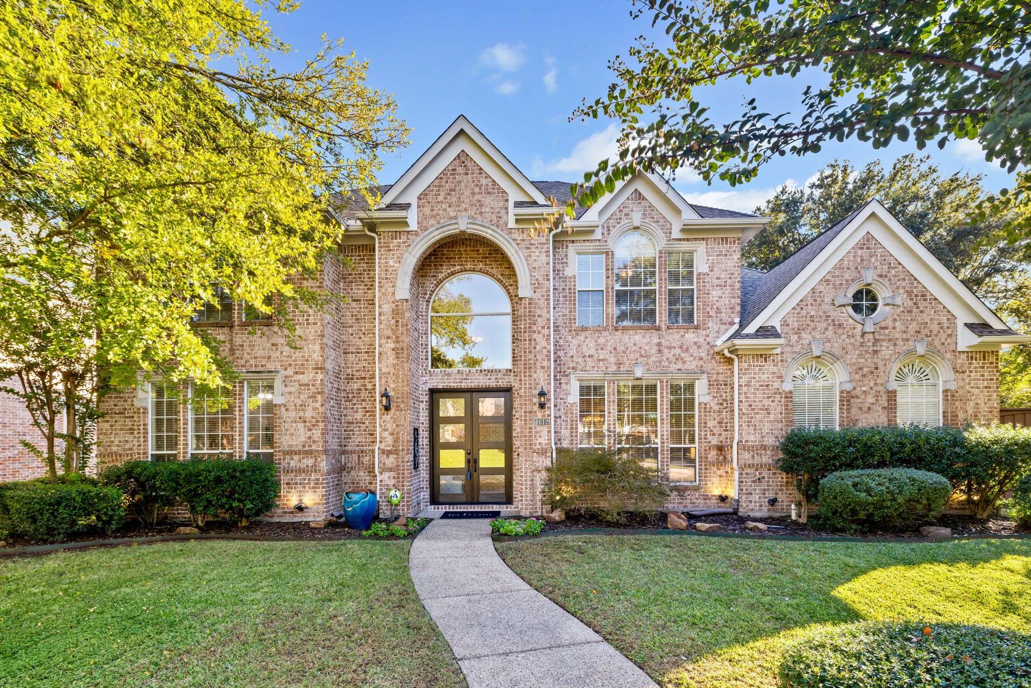 Plano, TX 75024,4612 Mackey CT