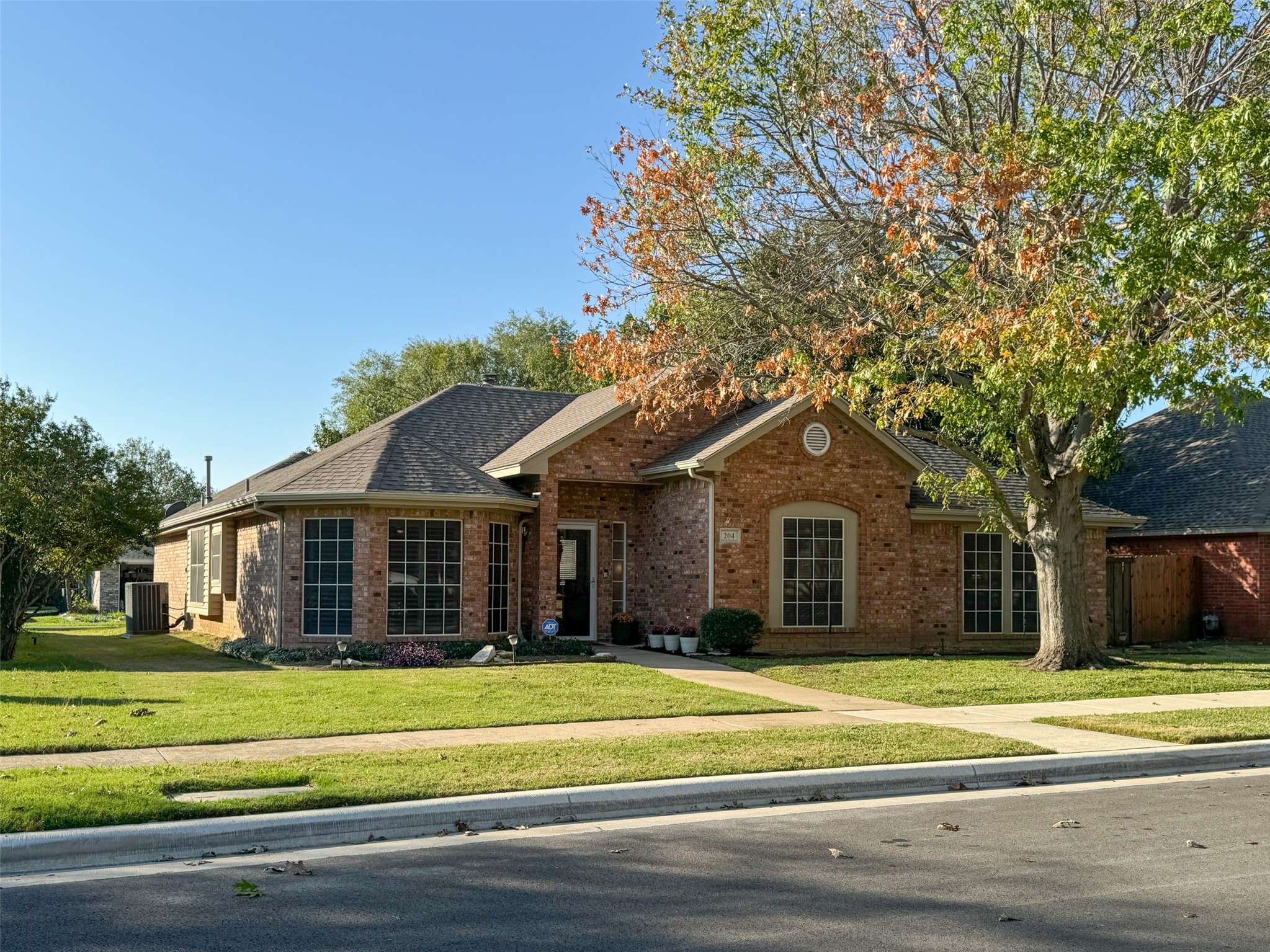 Denton, TX 76207,204 Plum HOLW