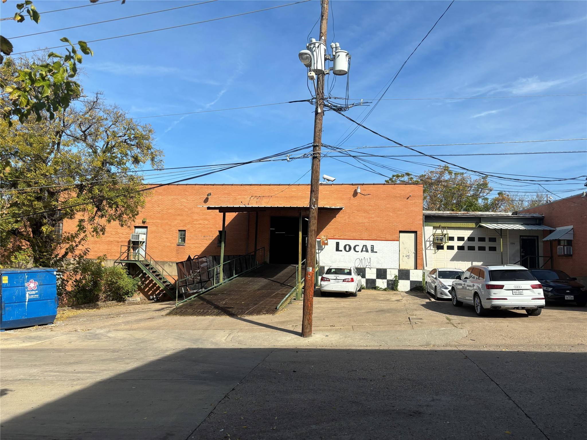 Dallas, TX 75215,1204 Powhattan ST