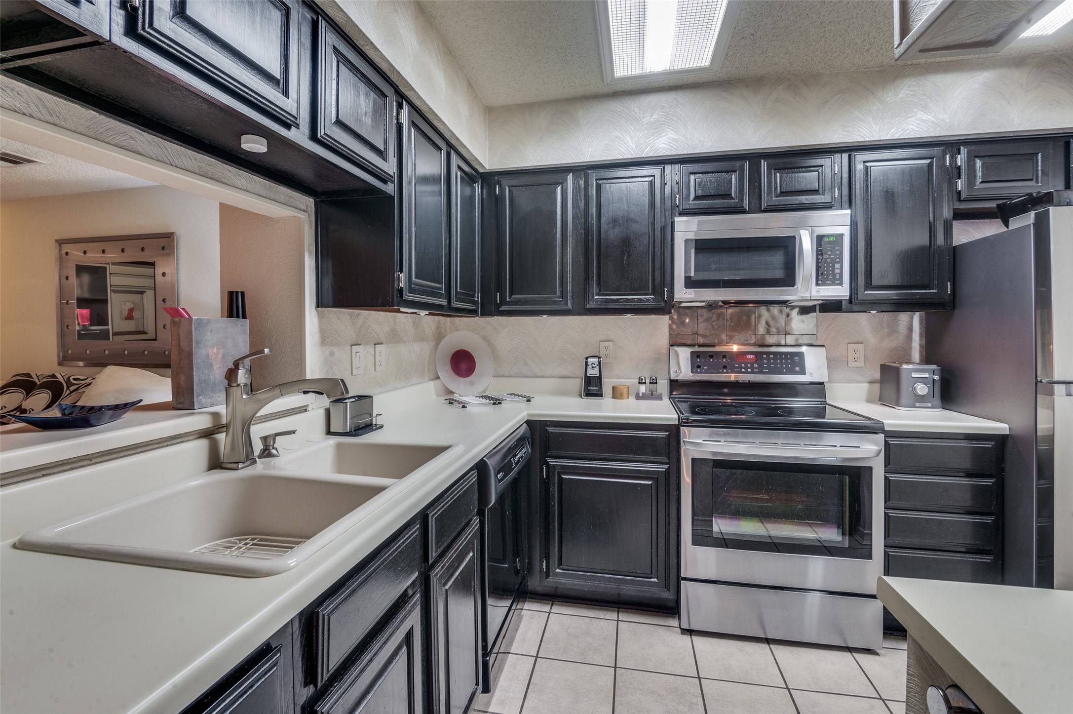 Arlington, TX 76011,2100 Friendly DR #3014