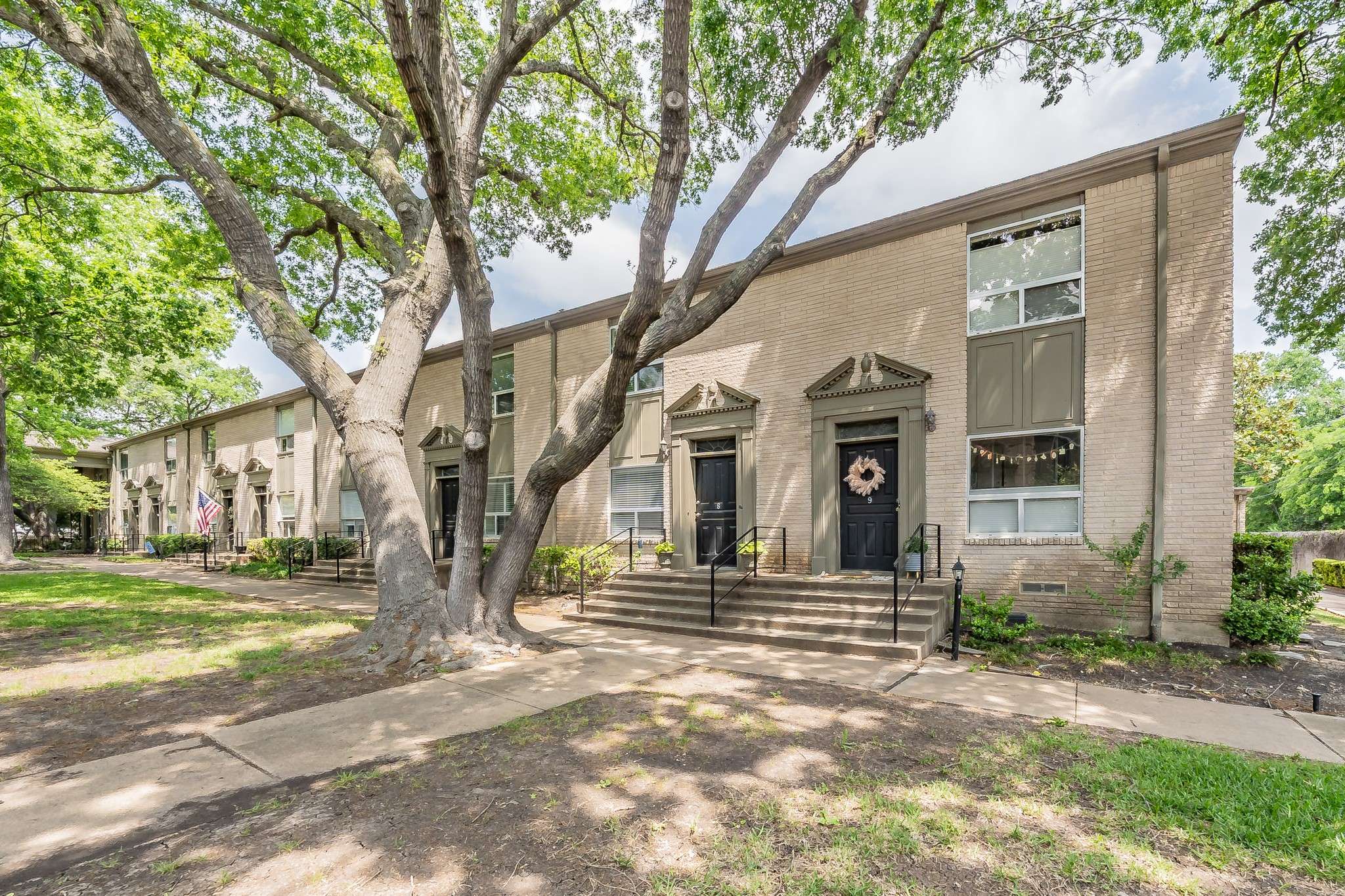 Dallas, TX 75225,7430 W Northwest HWY #8