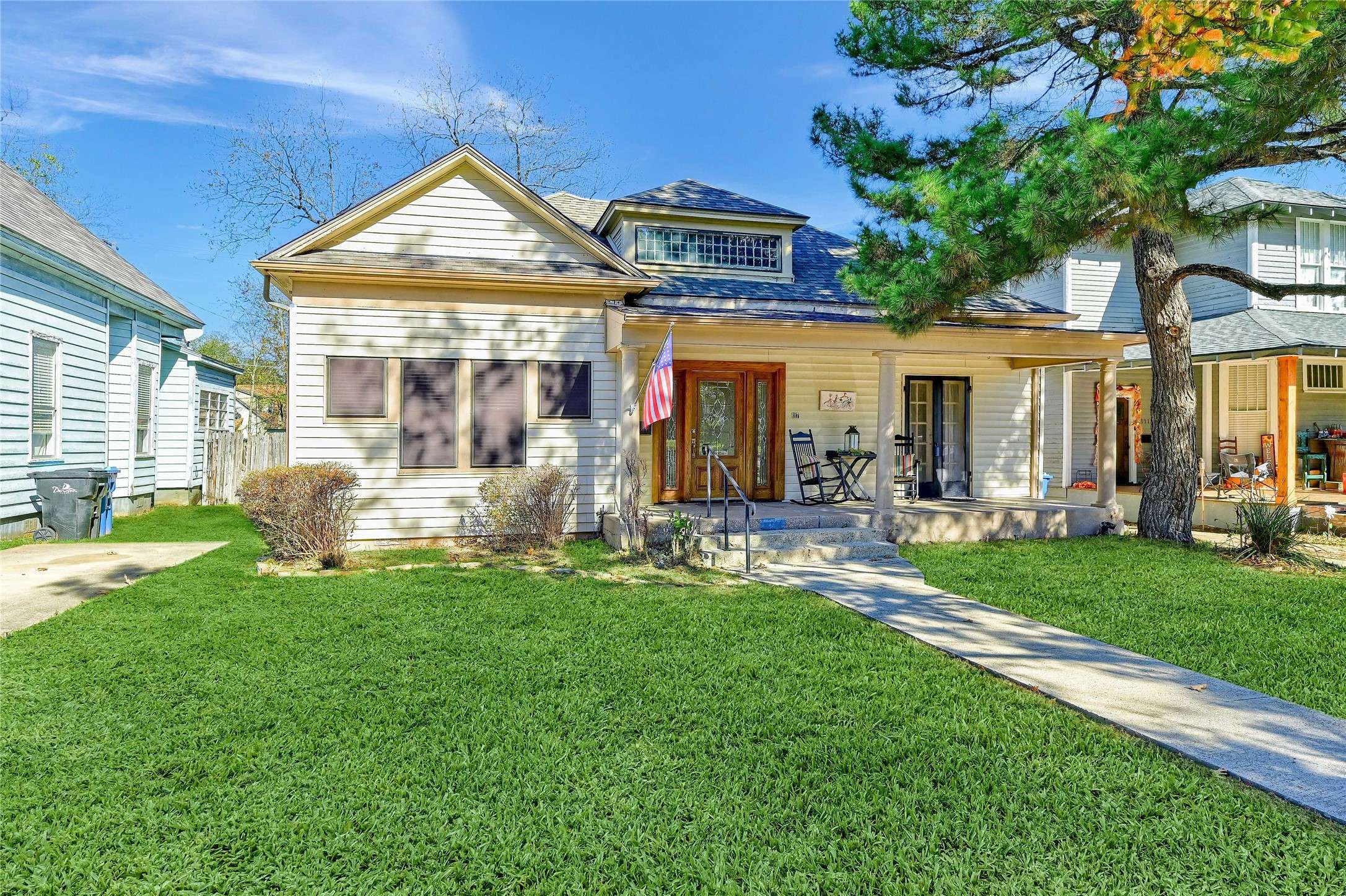Denison, TX 75020,1117 W Bond ST