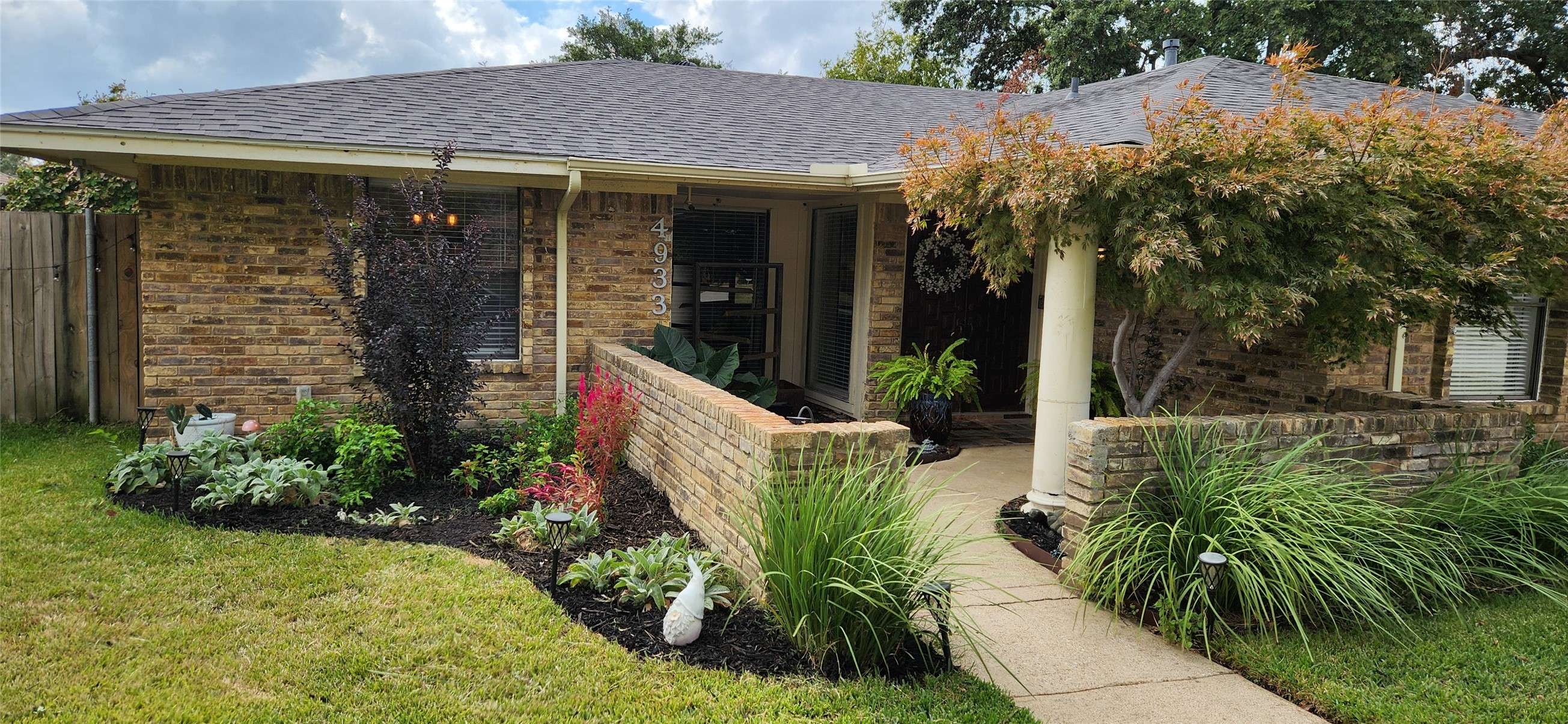 Garland, TX 75043,4933 Avalon DR