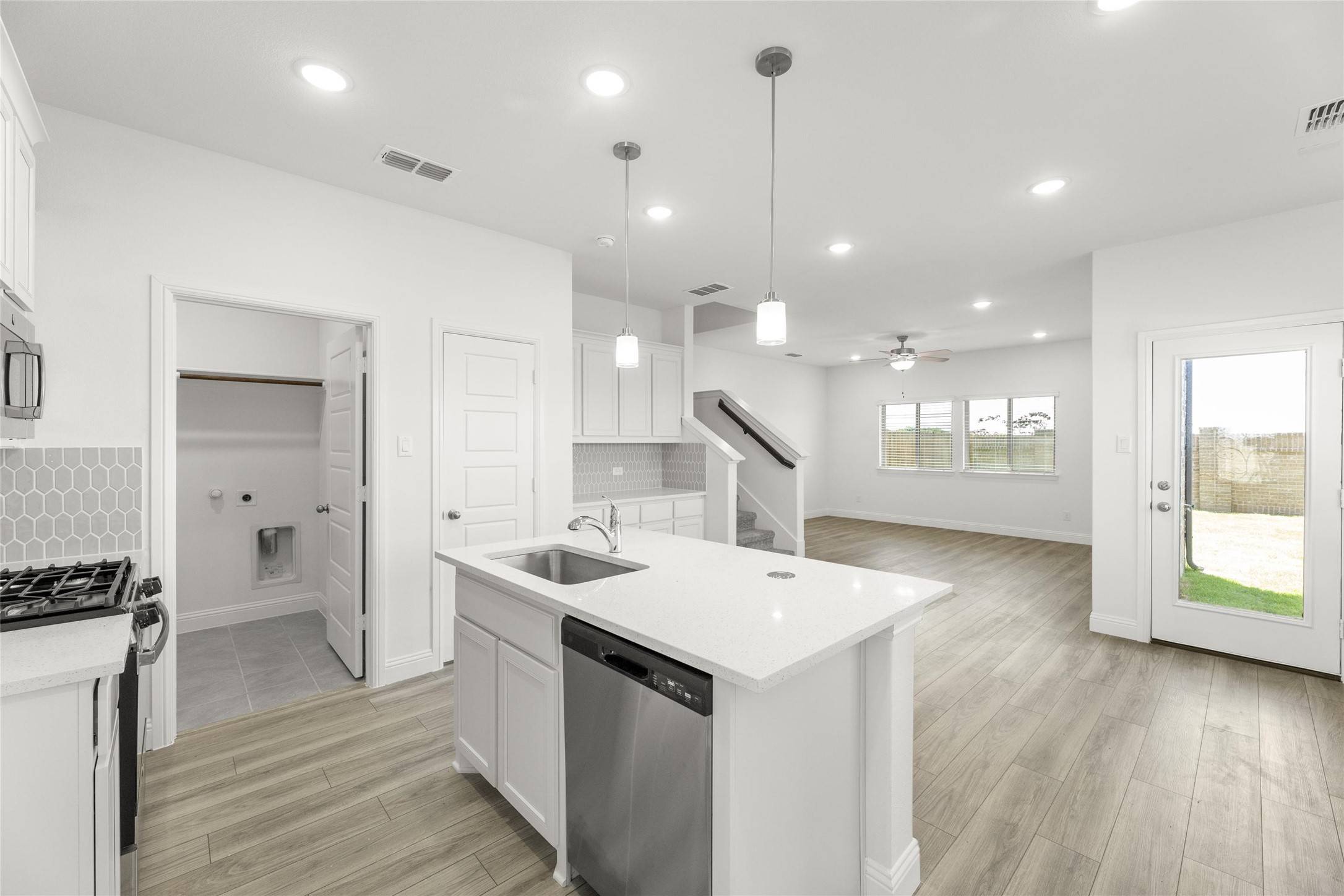 Lavon, TX 75166,1040 Happy Holly RD