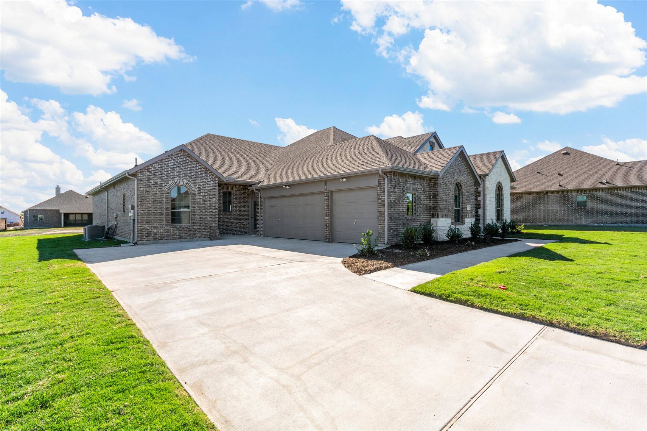 Josephine, TX 75173,1725 MEADOWBROOK LN