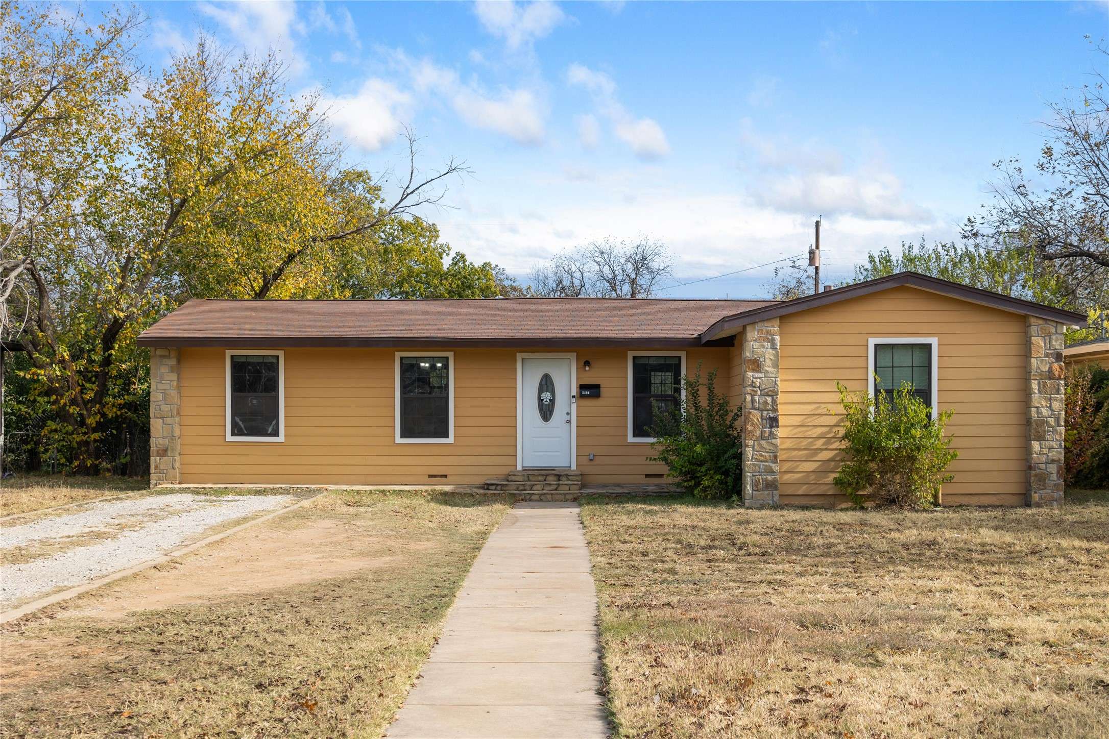 Brownwood, TX 76801,2404 Southside DR