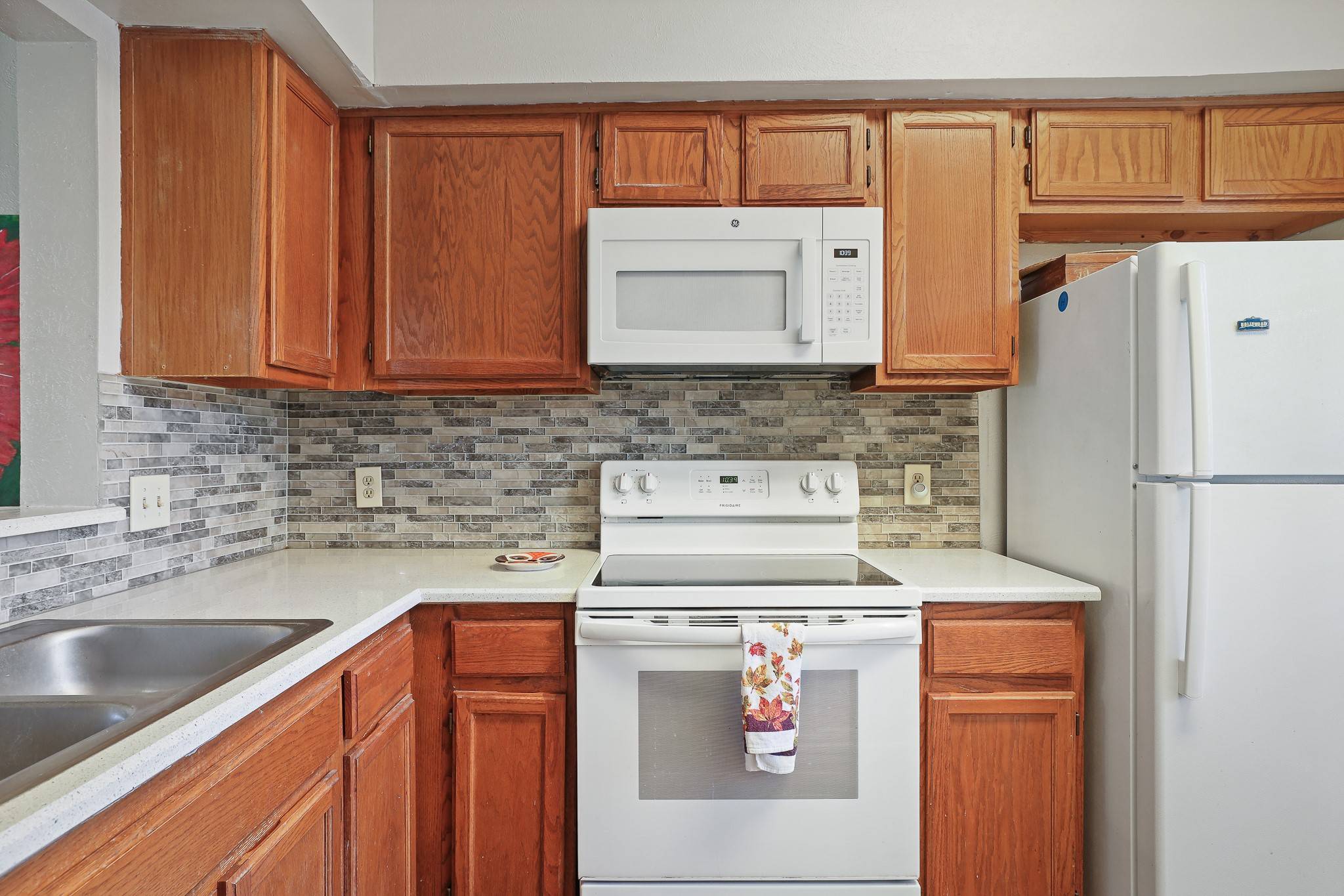 Dallas, TX 75243,9601 Forest LN #412