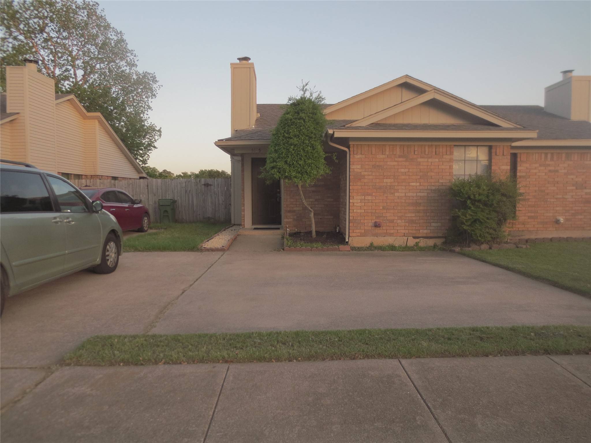 Arlington, TX 76017,5125 Hawkins Cemetery RD
