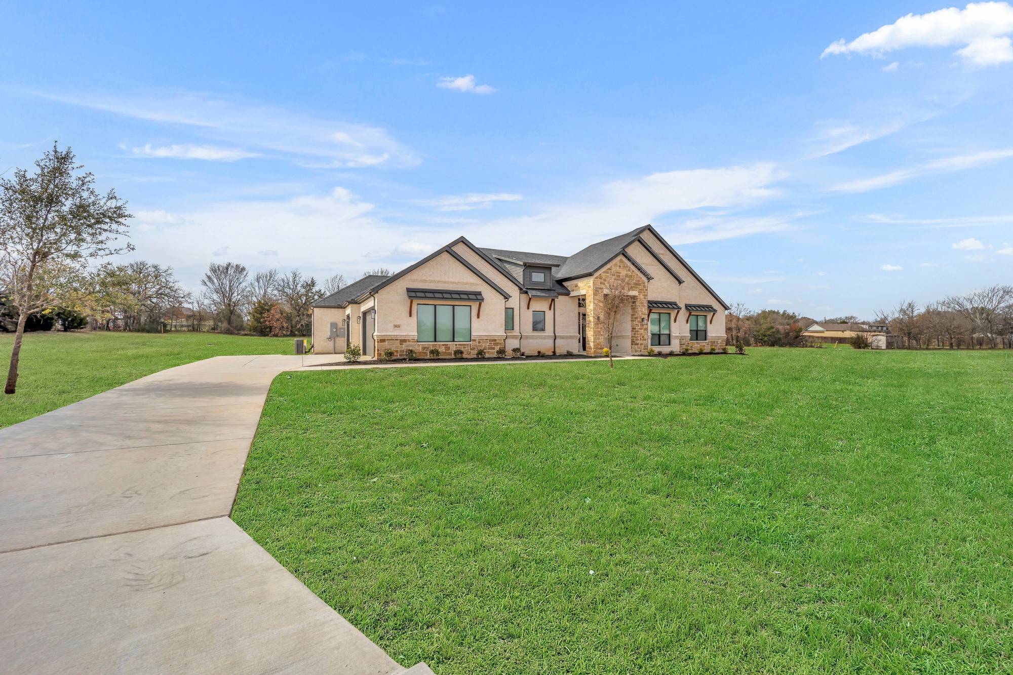 Burleson, TX 76028,3920 Lonesome Quail DR