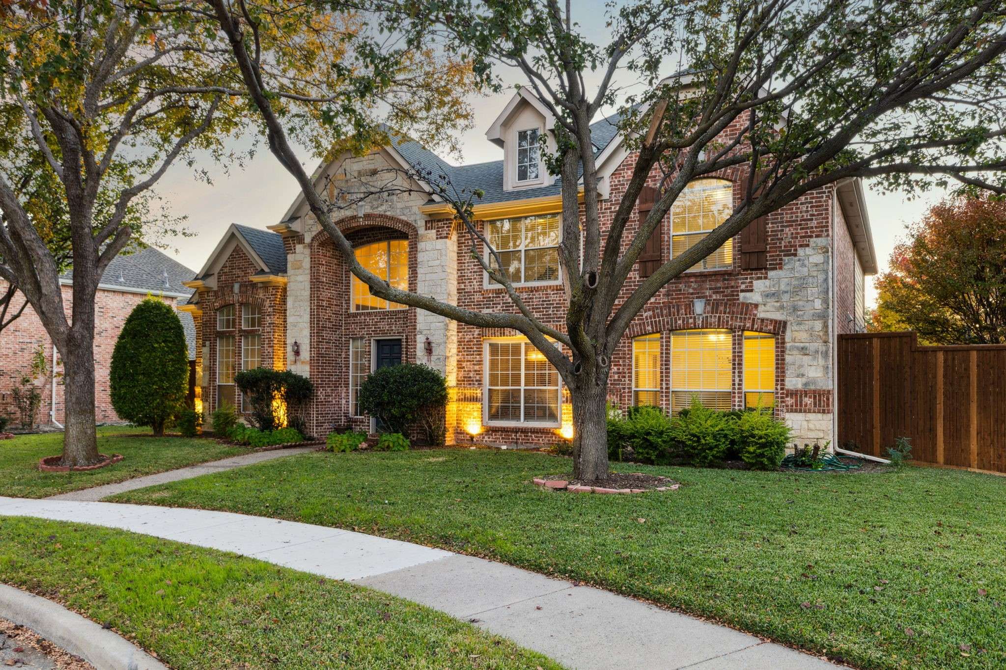 Plano, TX 75024,7221 Regency CT