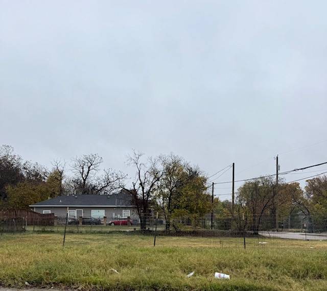 Dallas, TX 75203,510 S R L Thornton FWY
