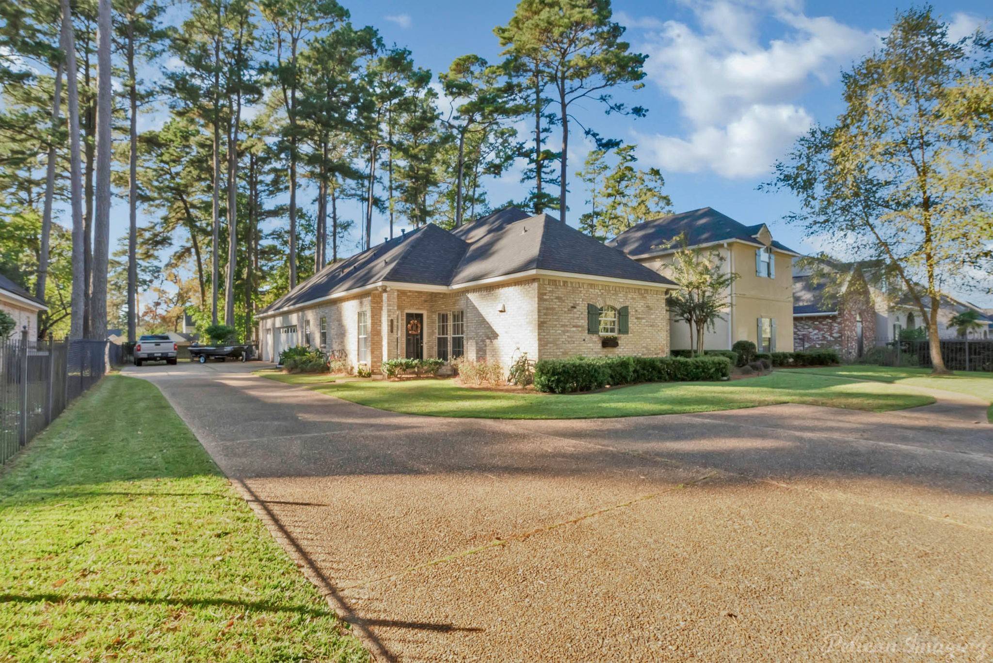 Shreveport, LA 71106,9622 Norris Ferry RD