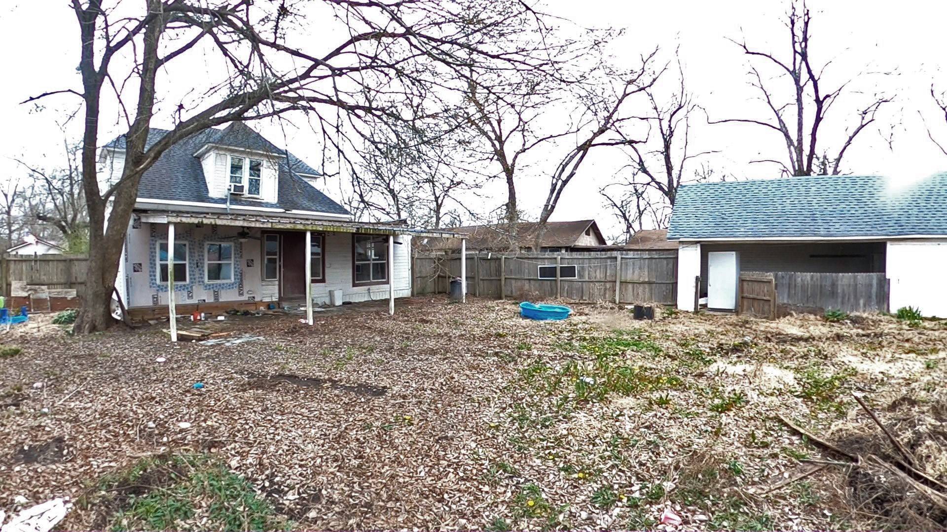 Deport, TX 75435,144 N Jeffus ST