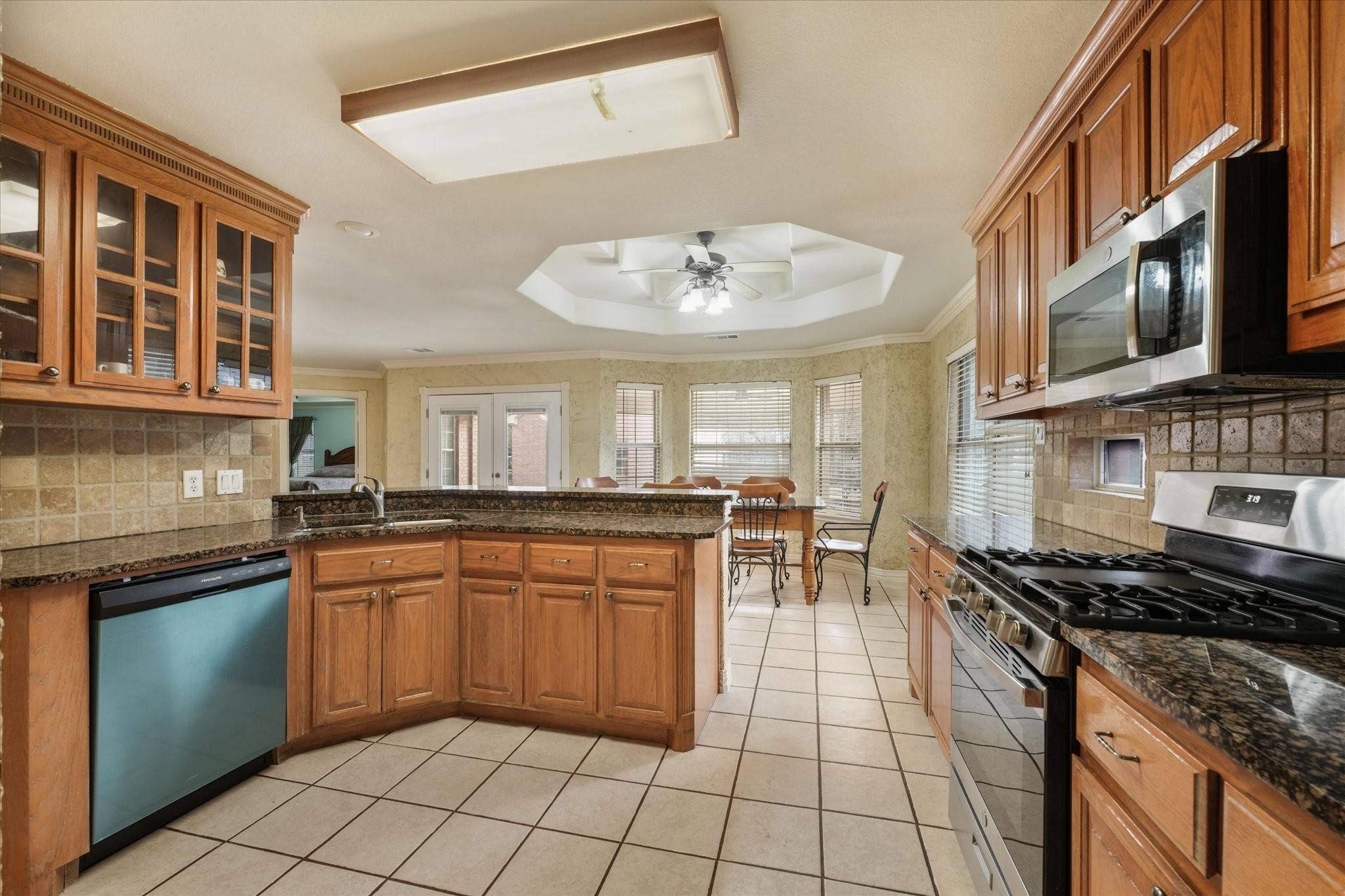Fort Worth, TX 76140,5112 Knight DR