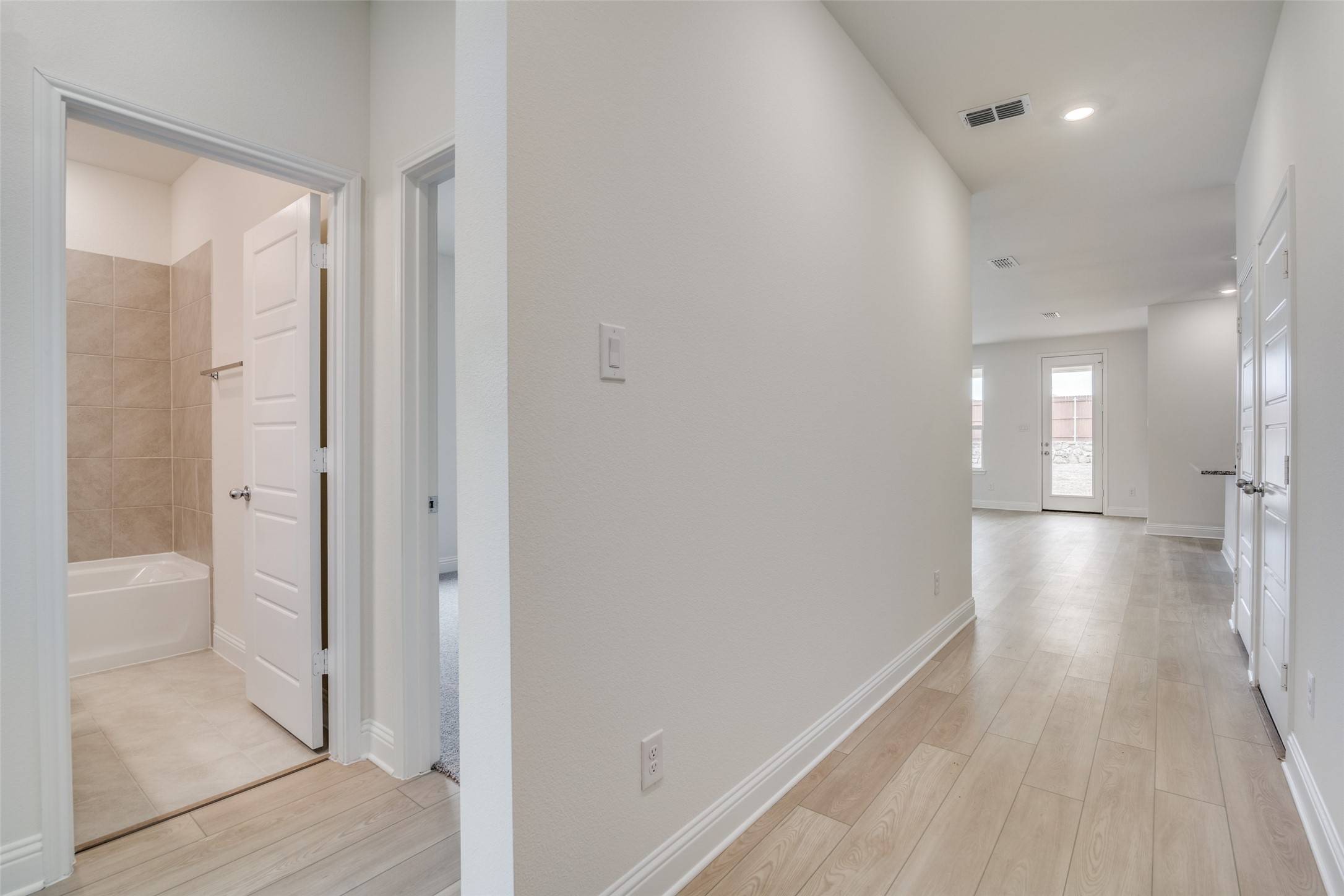 Crandall, TX 75114,4014 Bedford DR