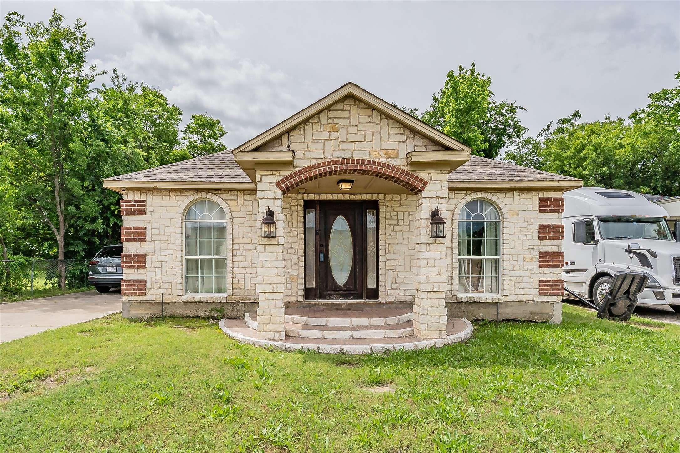 Sansom Park, TX 76114,5613 Graham ST