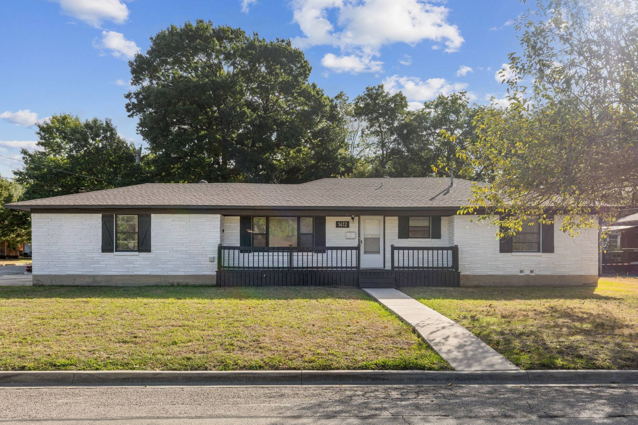 Mckinney, TX 75069,1412 N Morris ST