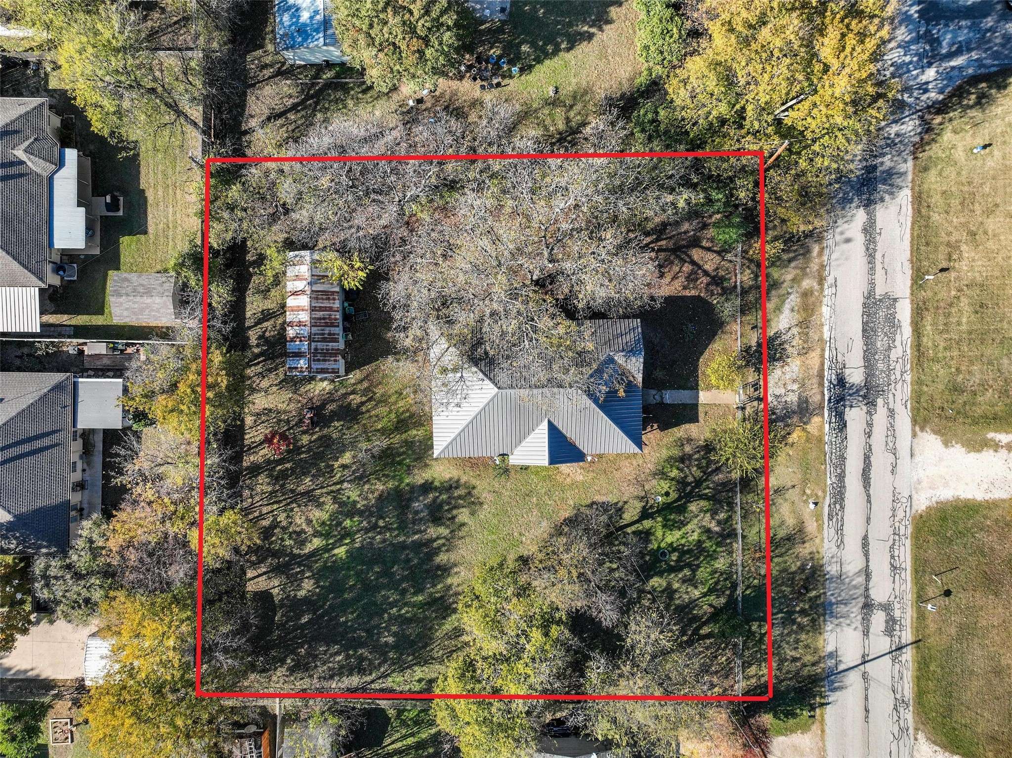 Burleson, TX 76028,213 W Eldred ST