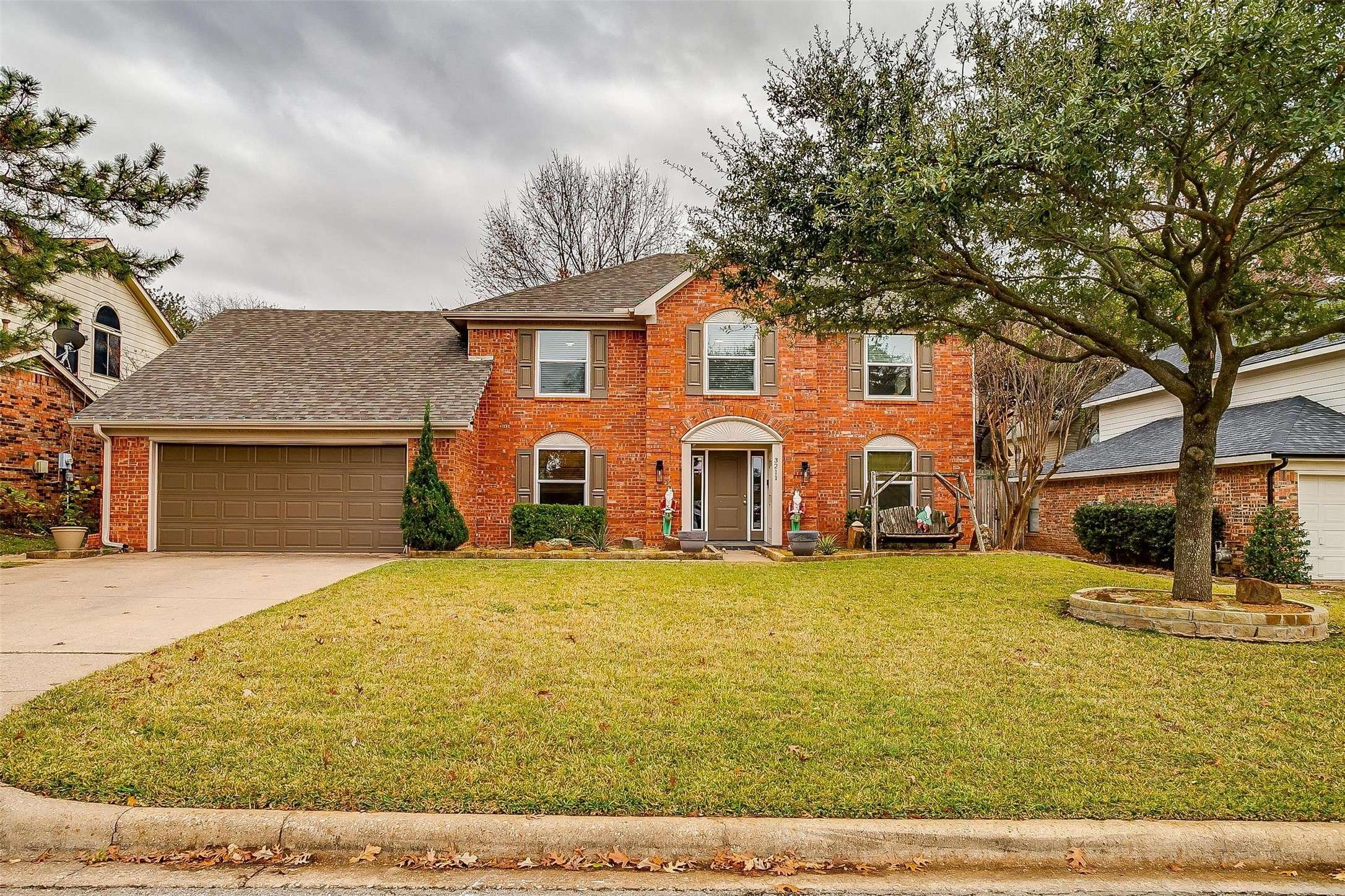 Grapevine, TX 76051,3211 Summerfield DR