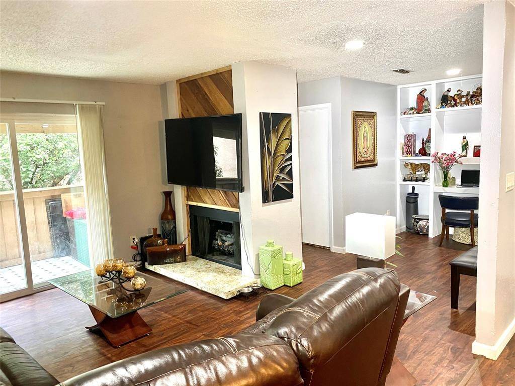 Dallas, TX 75231,8110 Skillman ST #2031