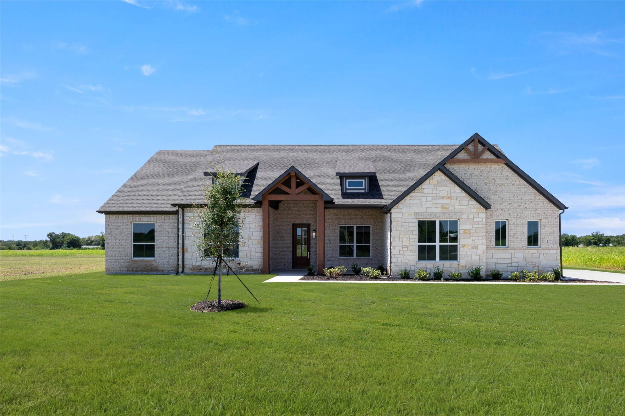 Waxahachie, TX 75167,141 Olson RD