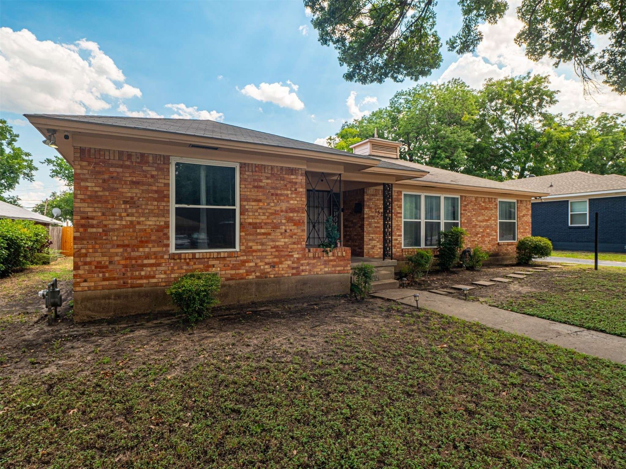 Dallas, TX 75216,1522 Cove DR