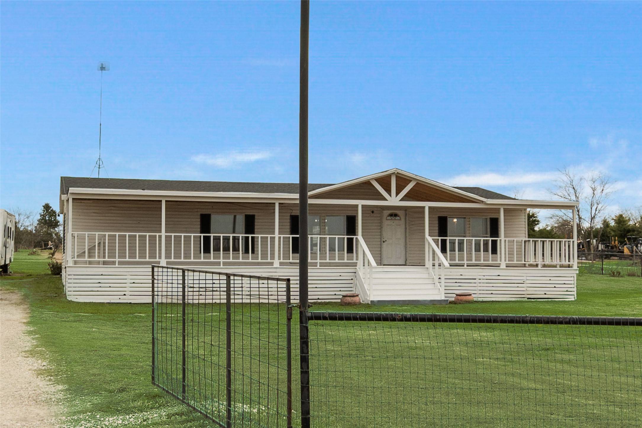 Kaufman, TX 75142,5002 Cheryl LN