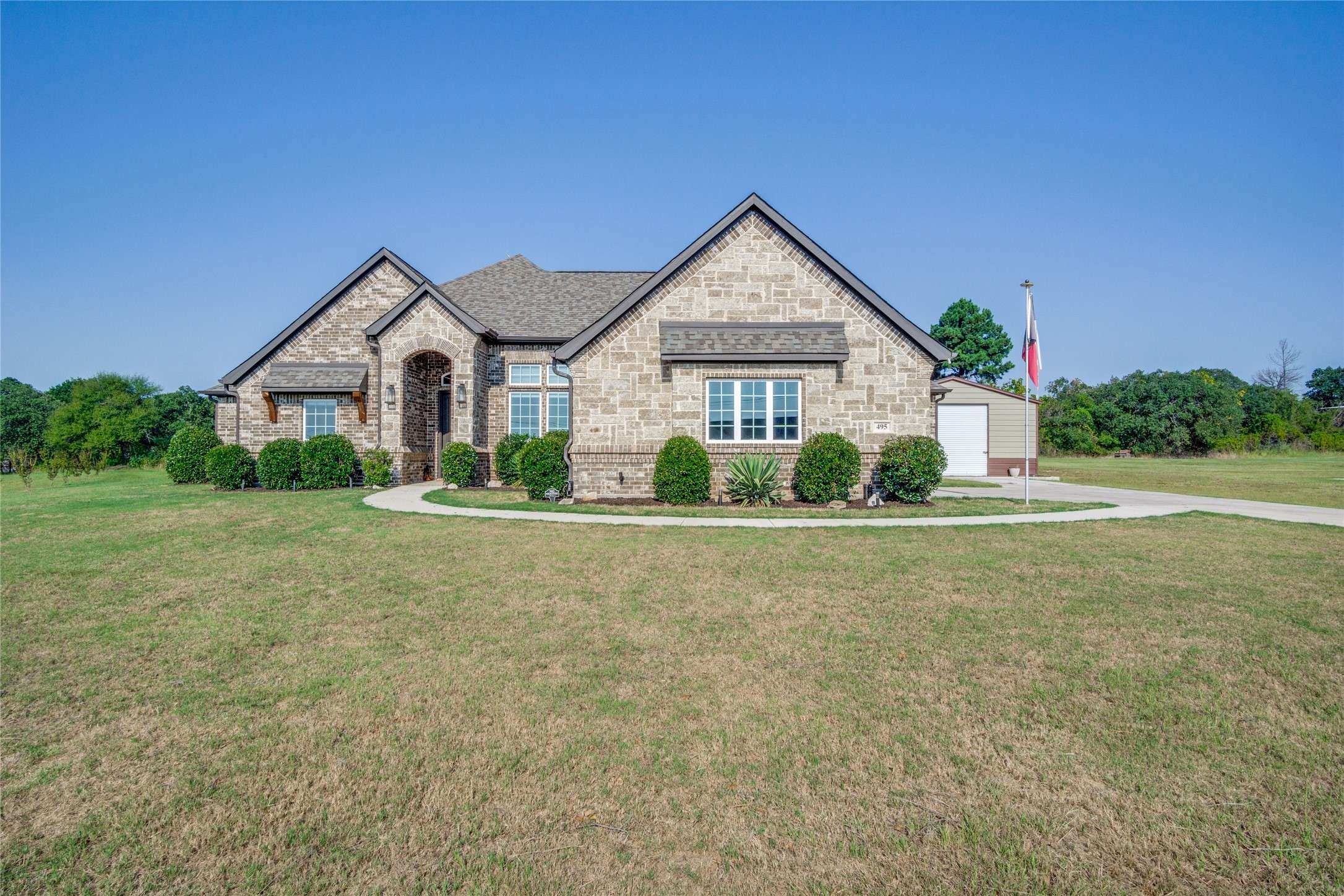 Azle, TX 76020,495 Christian WAY