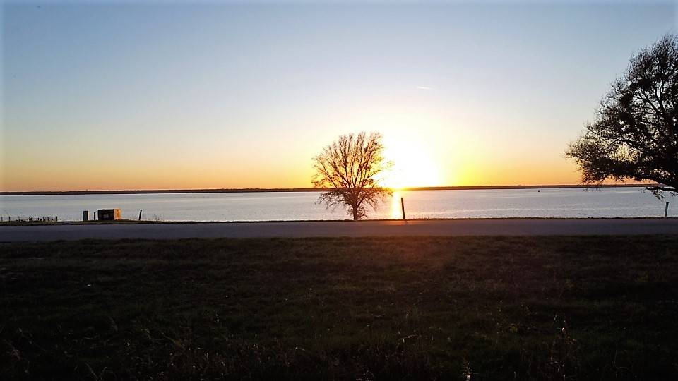 Mabank, TX 75143,1563 Shoreline DR