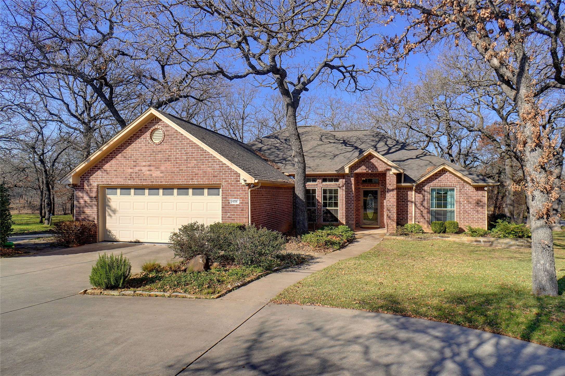Runaway Bay, TX 76426,408 Hastings DR