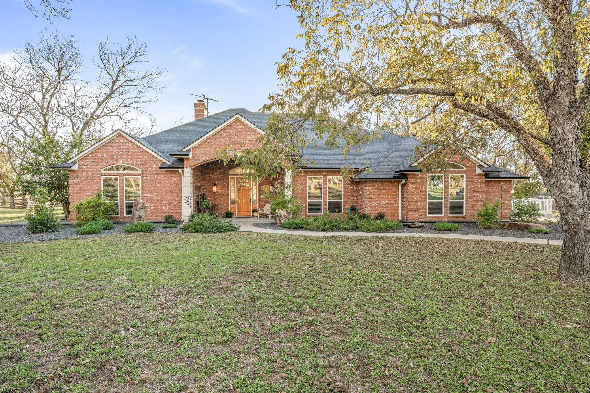 Granbury, TX 76049,10008 Flight Plan DR