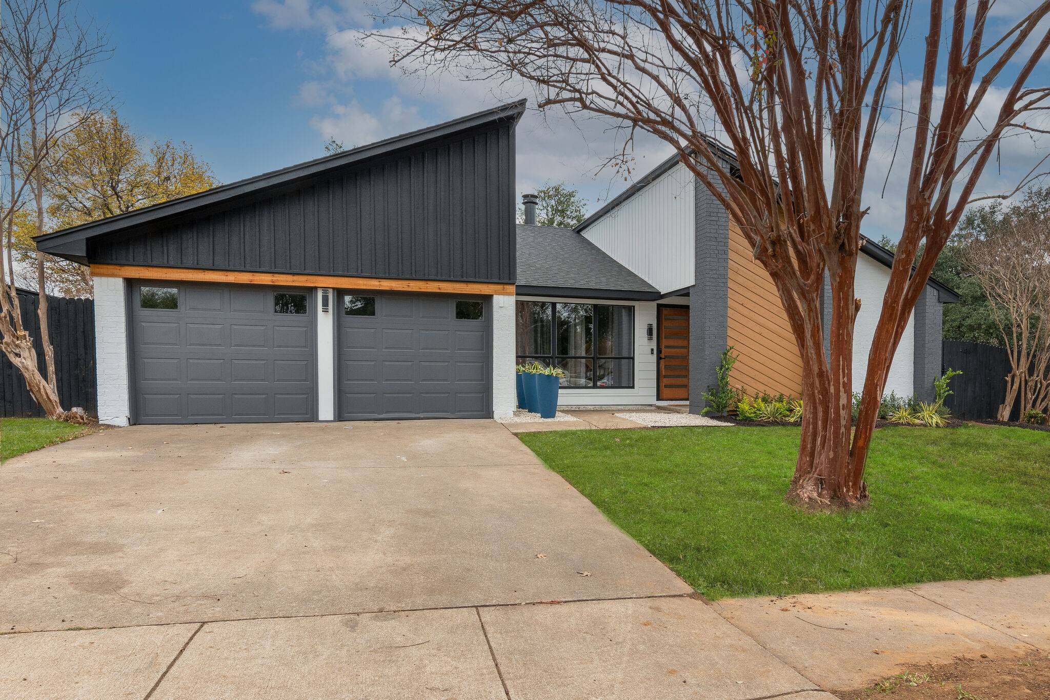 Bedford, TX 76021,3400 Ridge Haven CIR