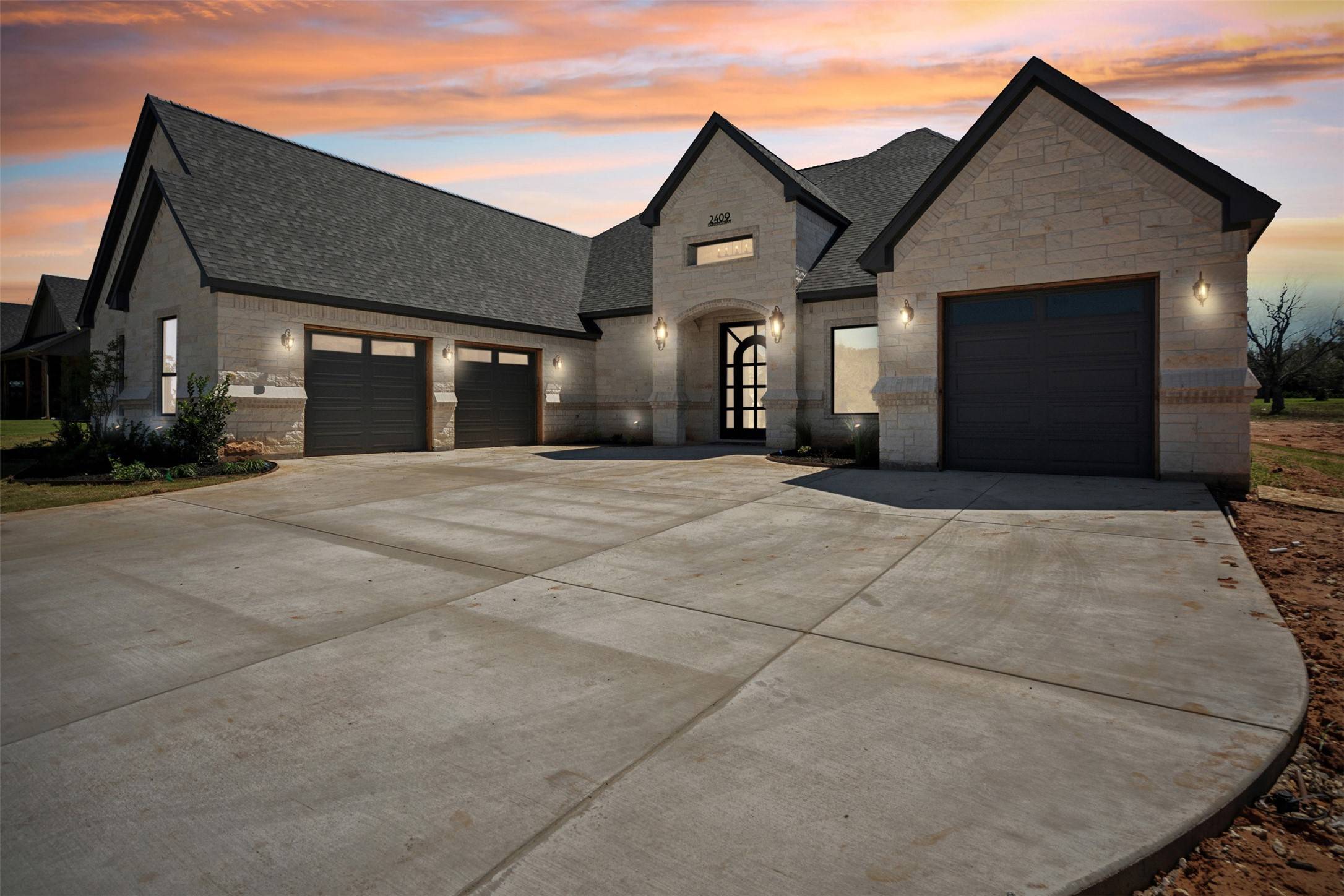 Granbury, TX 76049,2409 Candlestick DR