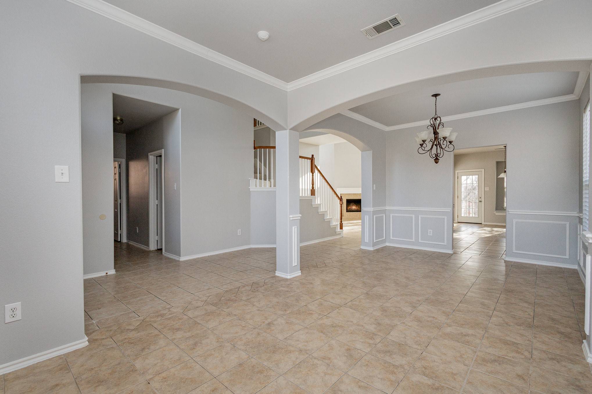 Dallas, TX 75249,7920 Glenway DR
