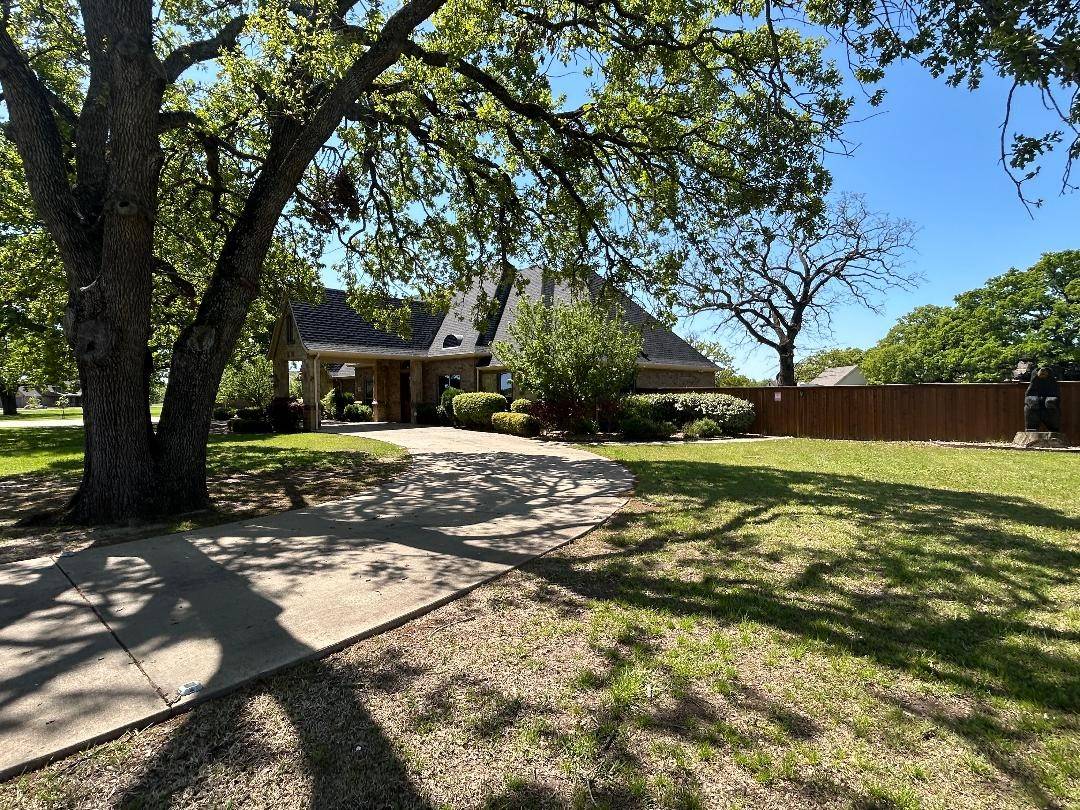 Kaufman, TX 75142,1044 S Bend DR