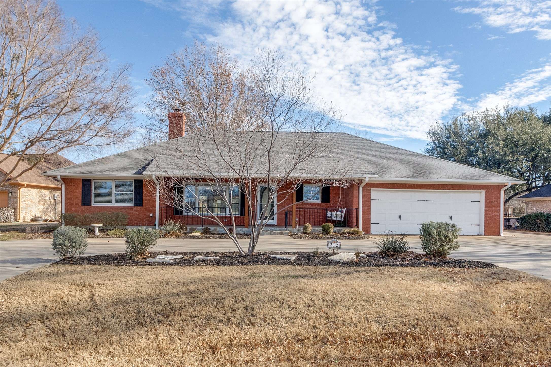 Lake Kiowa, TX 76240,212 Kiowa DR N