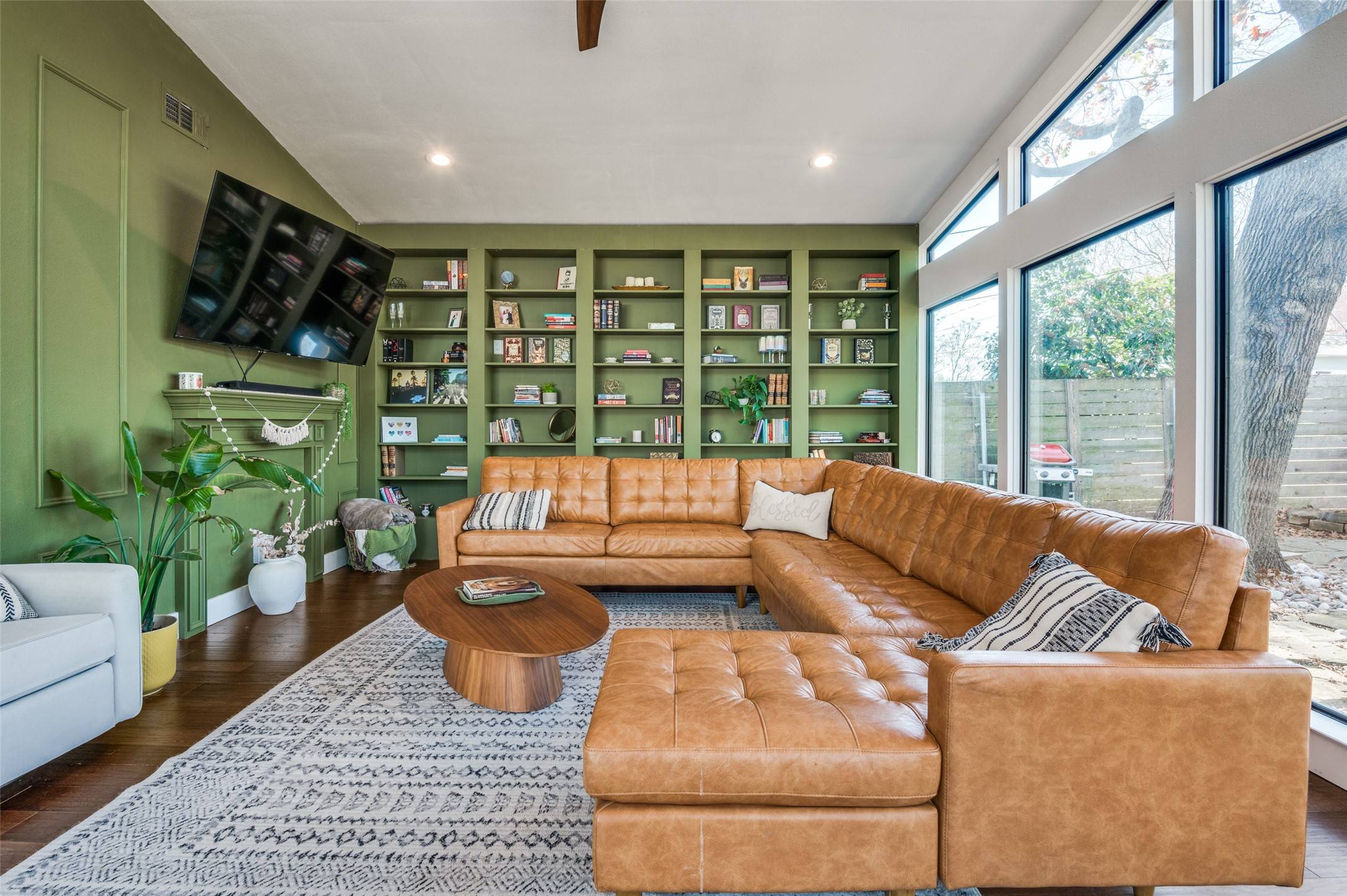 Dallas, TX 75218,8923 San Fernando WAY