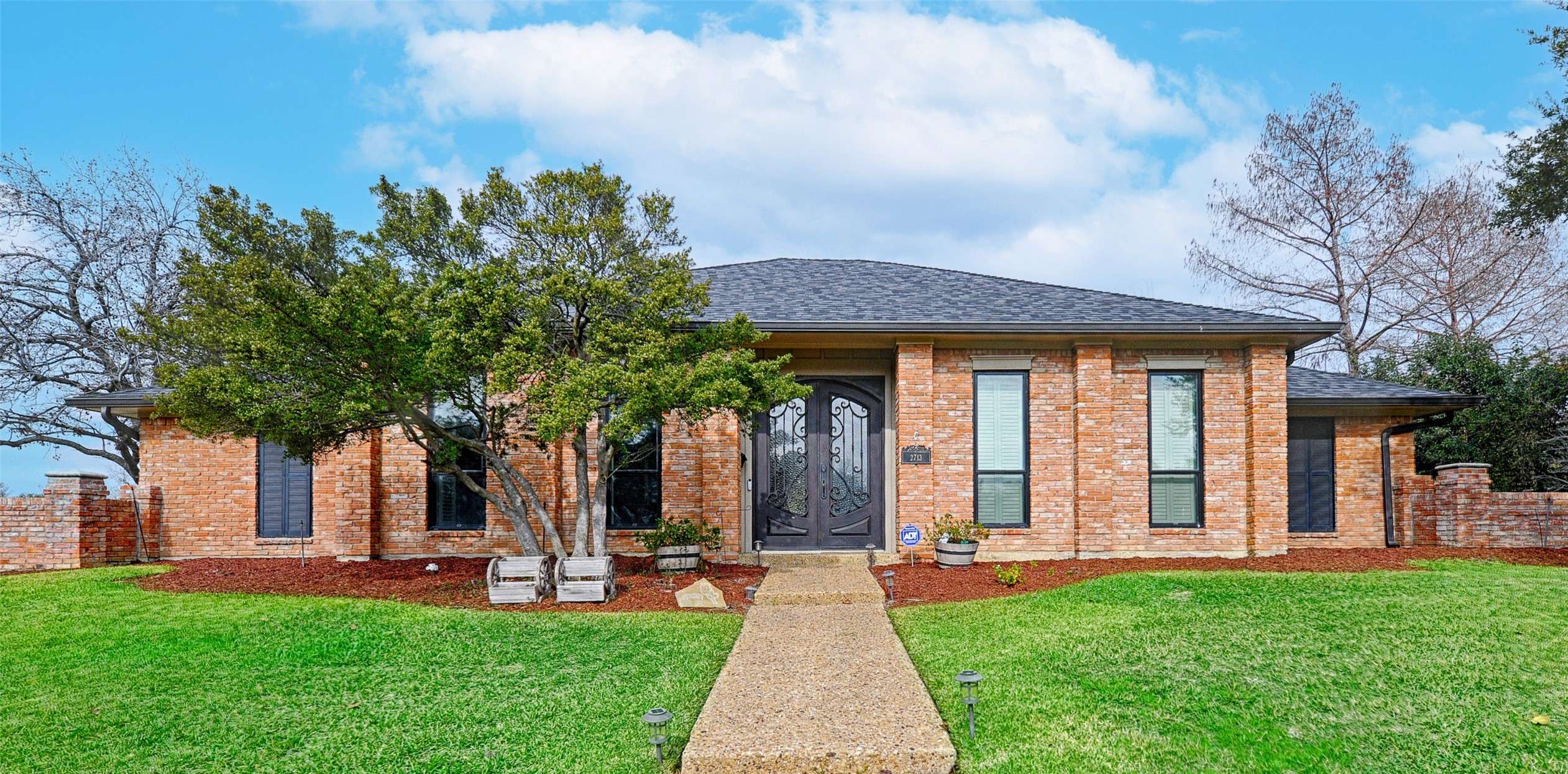 Carrollton, TX 75006,2713 Wagonwheel CIR