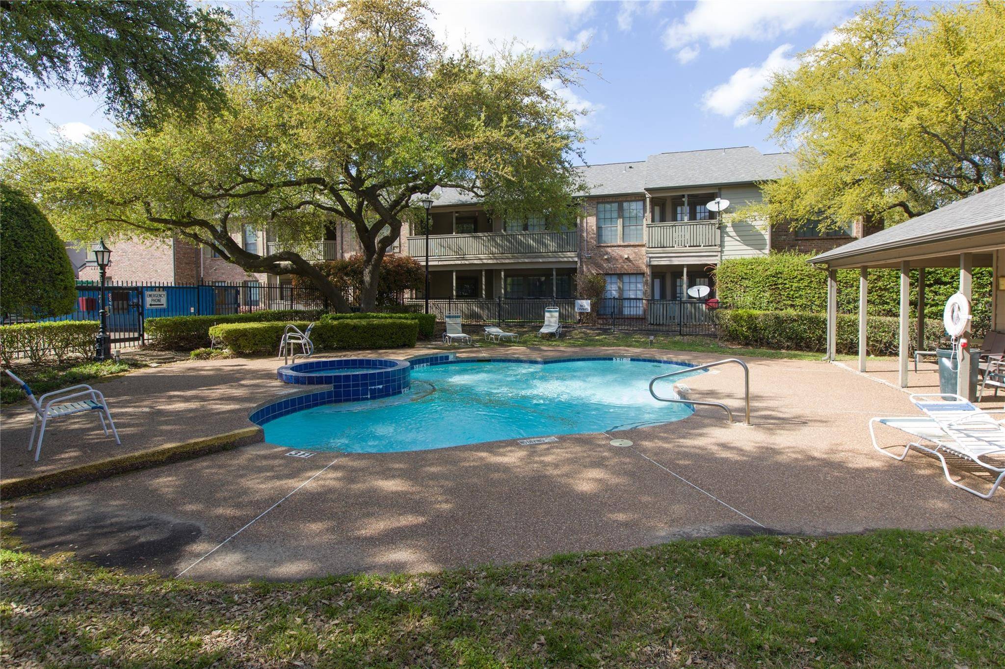 Plano, TX 75075,3101 Townbluff DR #822