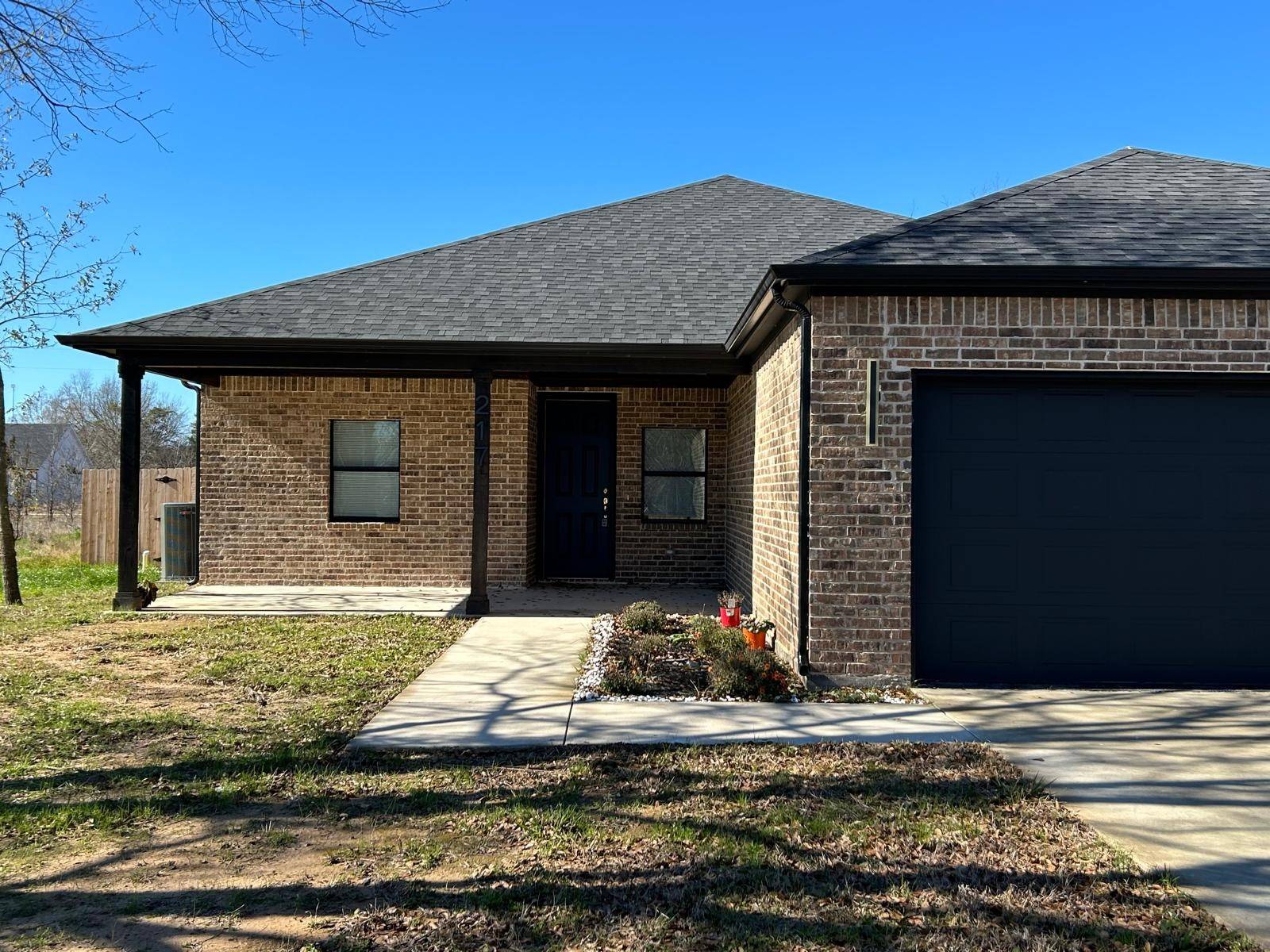 Tool, TX 75143,1082 Pearl Harbor ST