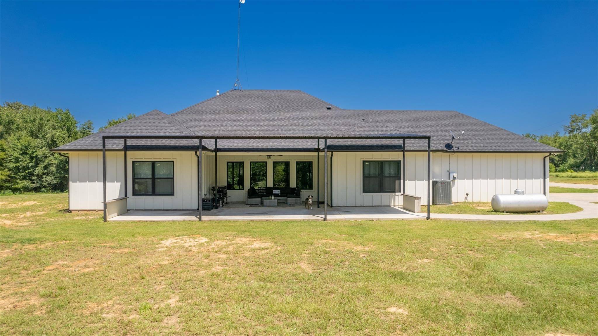 Sulphur Springs, TX 75482,511 Interstate Highway 30 E