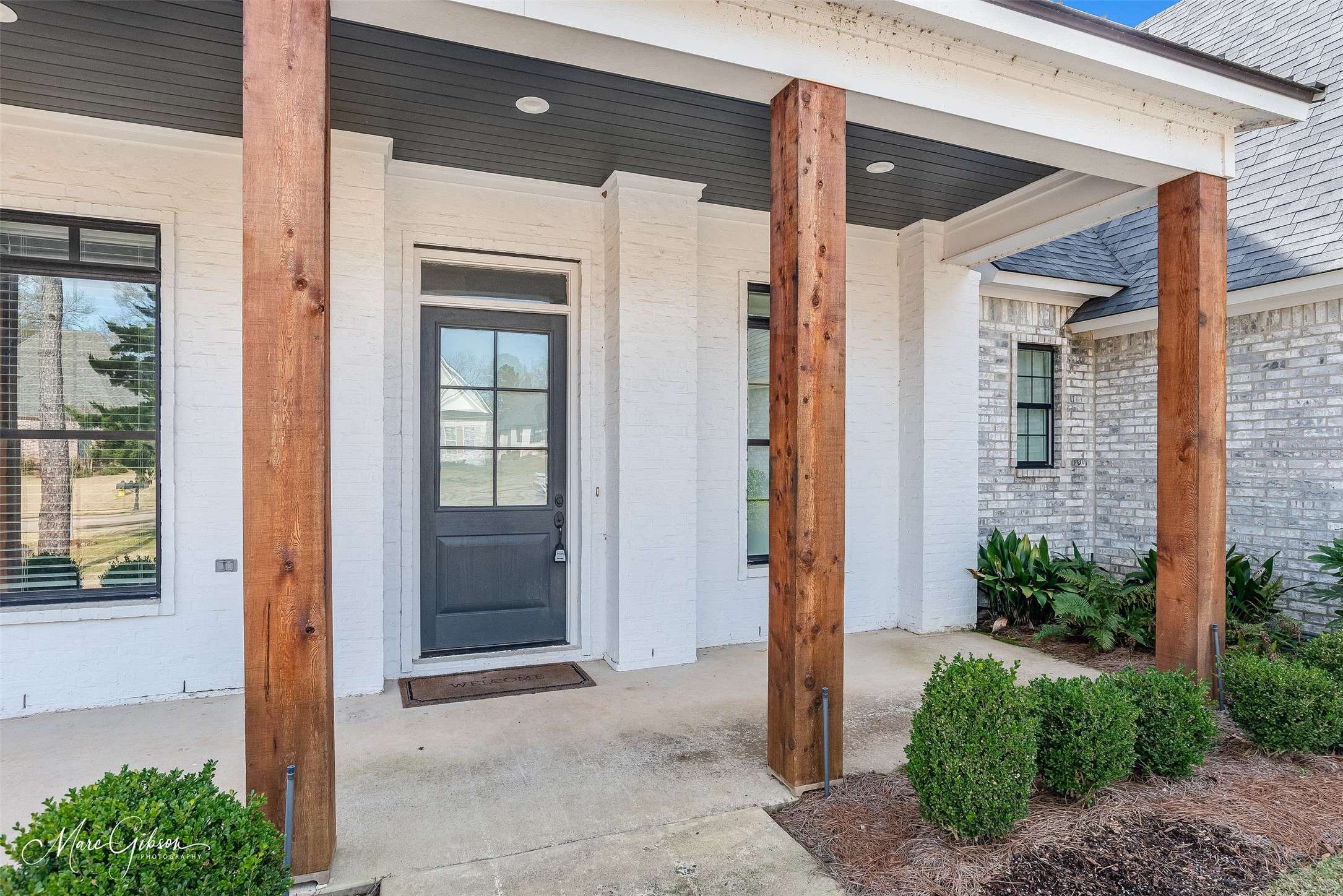 Shreveport, LA 71106,329 Newburn LN