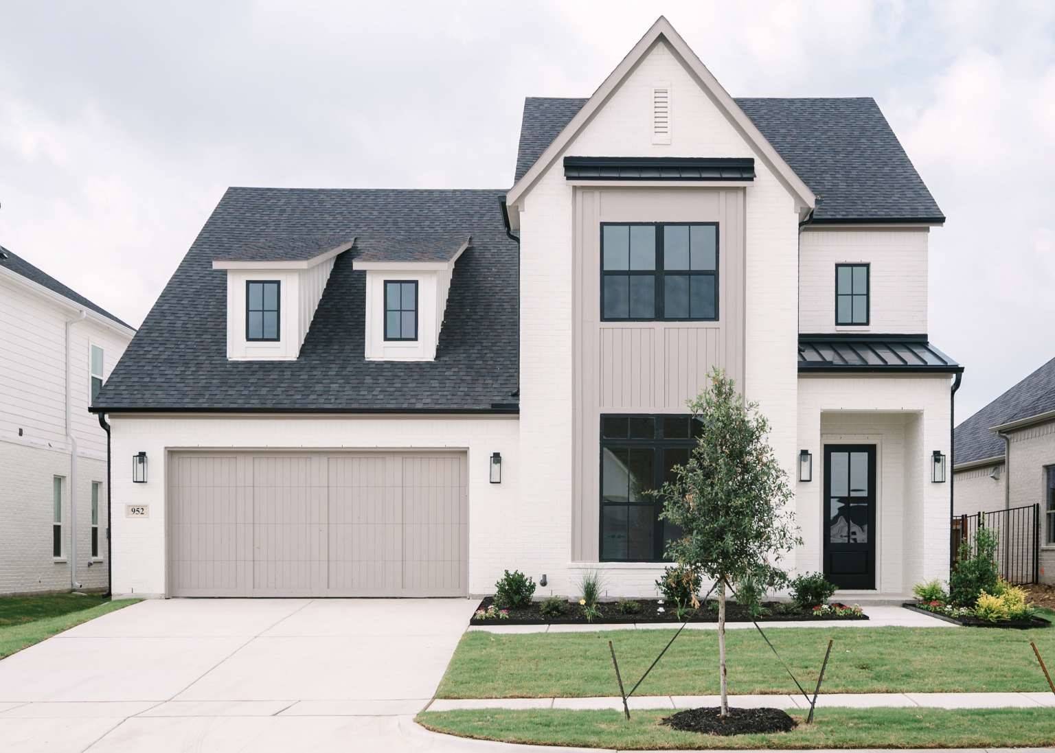 Aledo, TX 76008,952 Highlands AVE