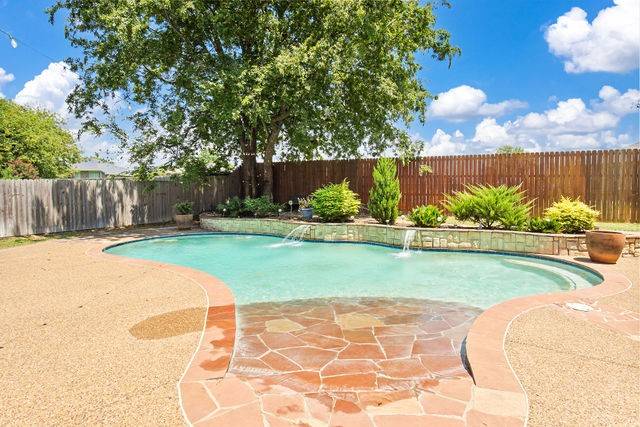 Chandler, TX 75758,906 Millstone LN