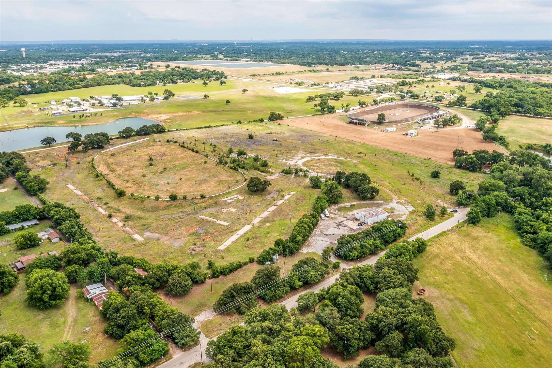 Kennedale, TX 76060,3925 Kennedale New Hope RD