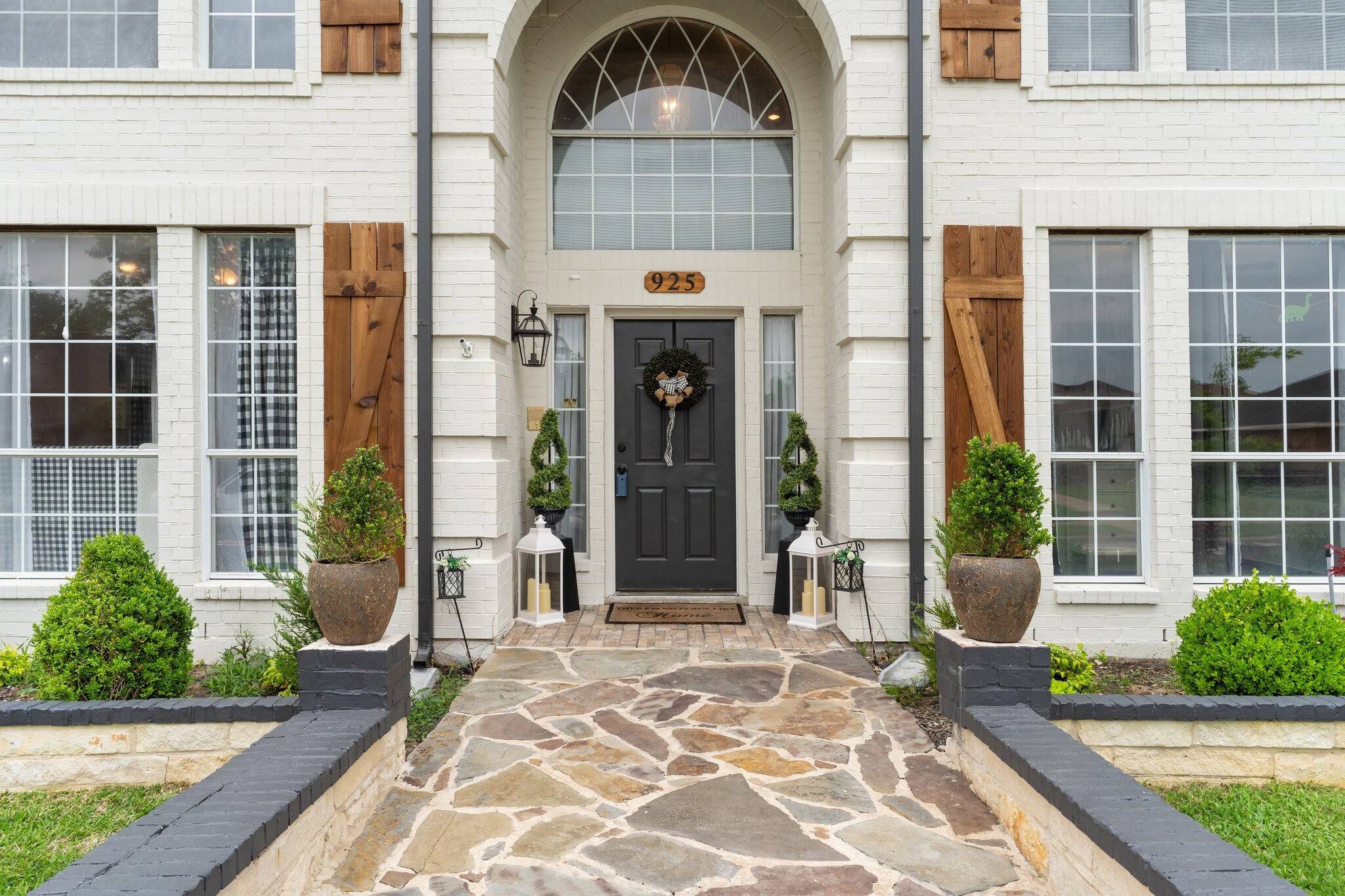 Mesquite, TX 75181,925 Micarta DR