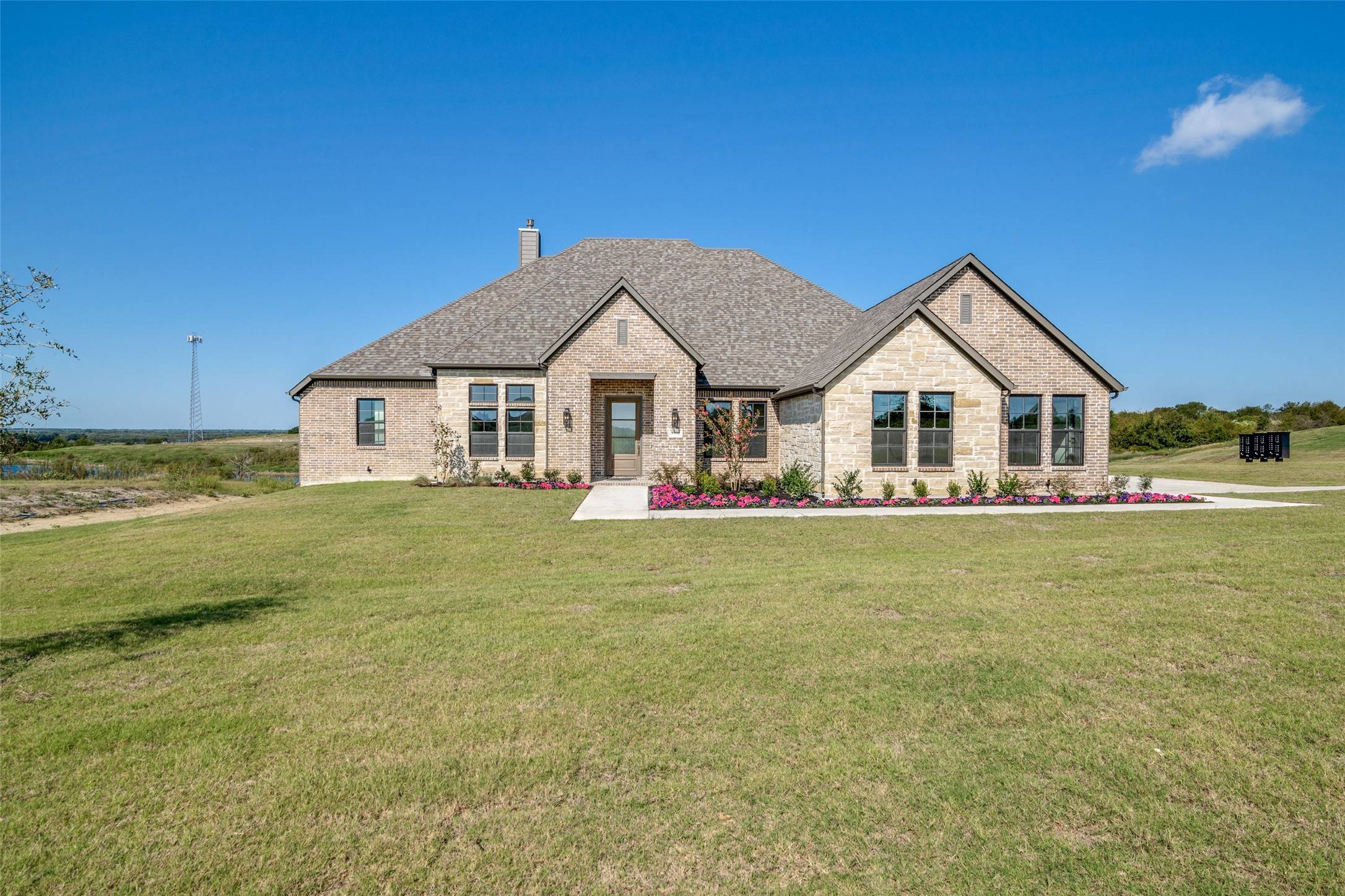 Mesquite, TX 75126,9800 Aiken CT