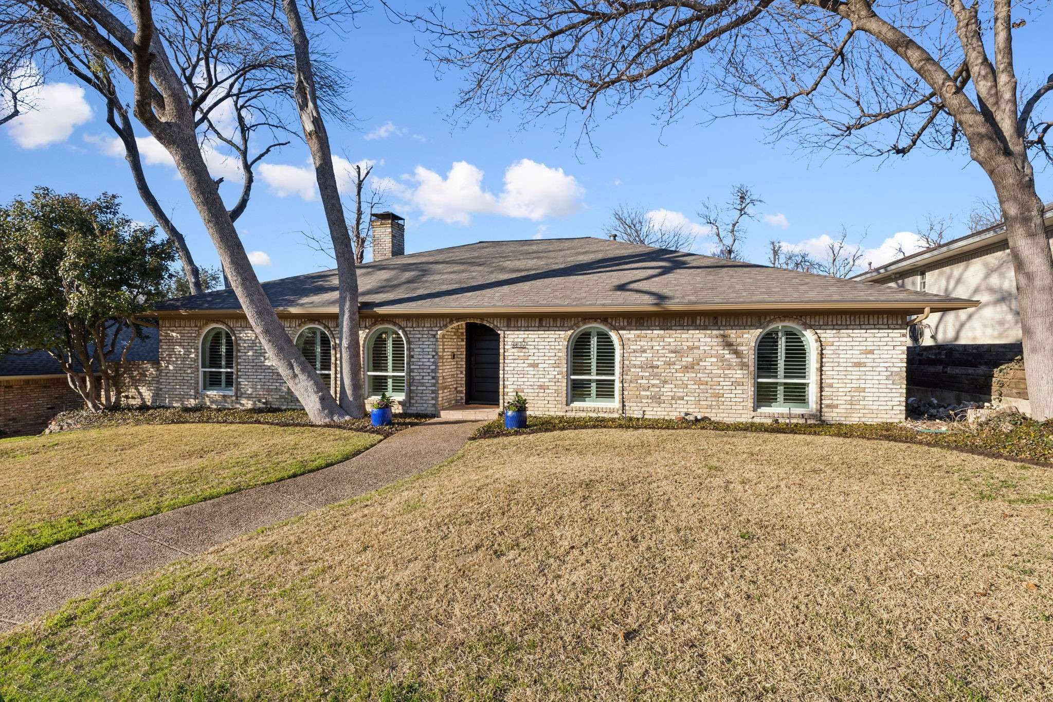 Dallas, TX 75243,9117 Loma Vista DR