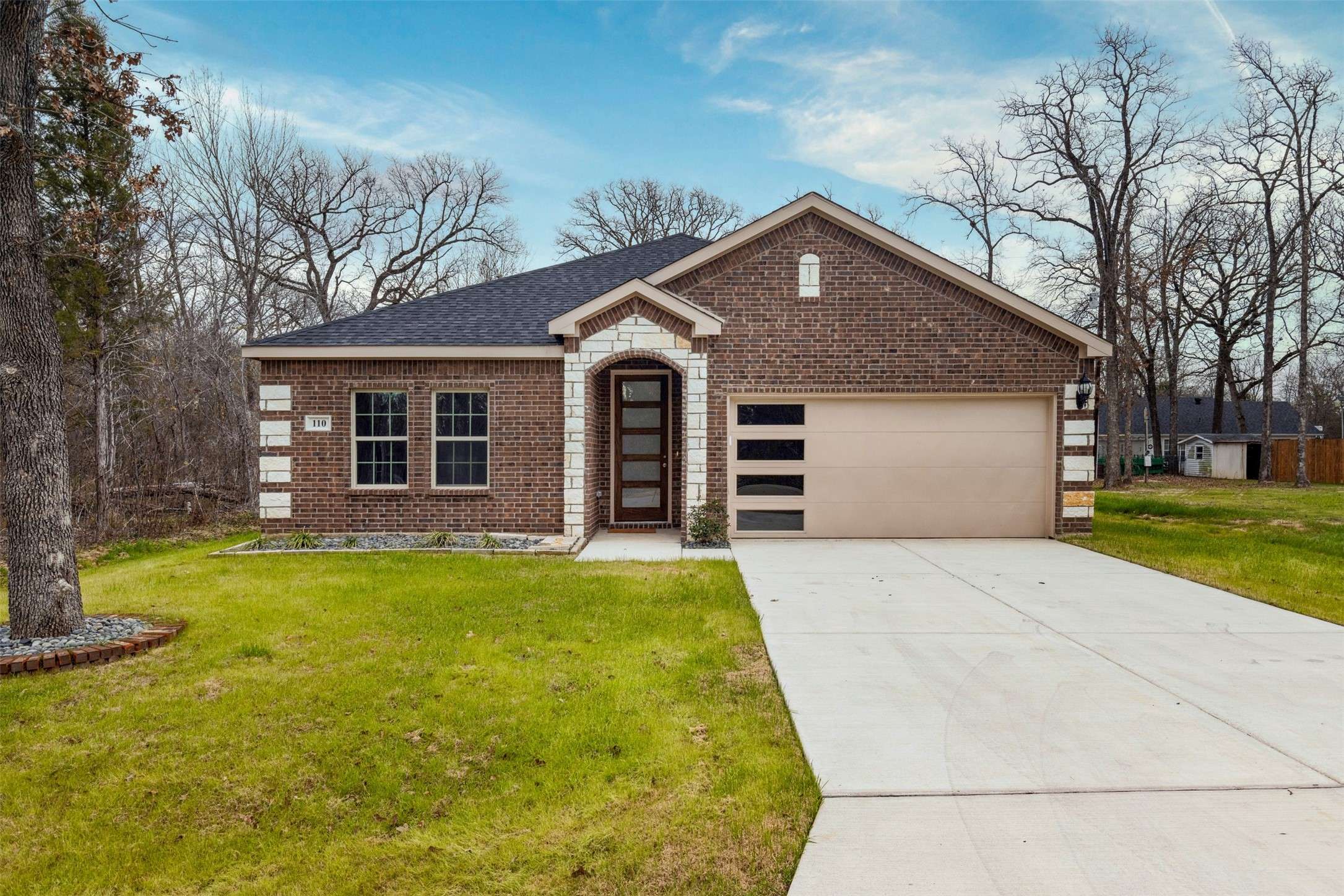 Trinidad, TX 75163,110 Lakeview DR